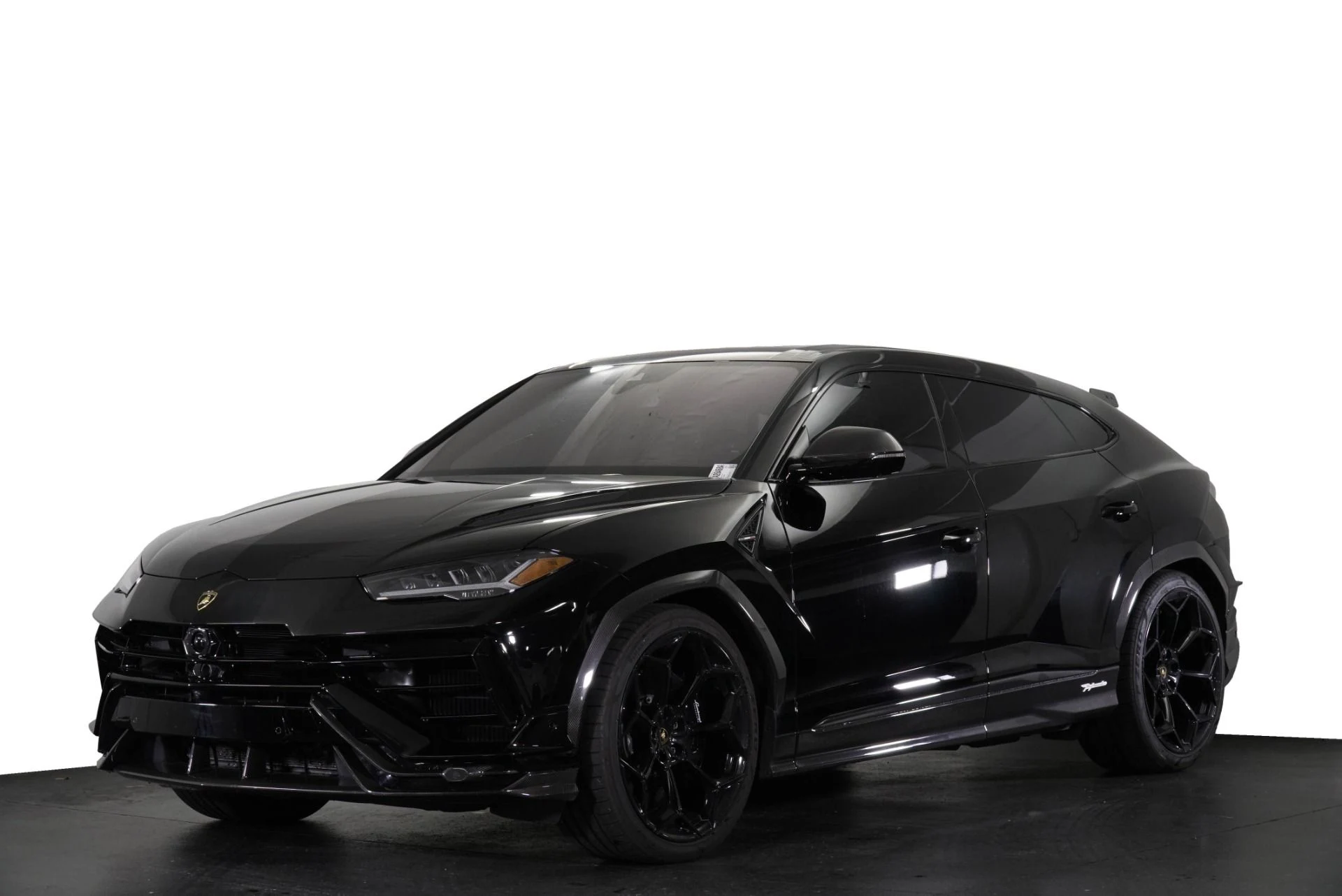 mph027_95886329_Used_2023_Lamborghini_Urus_Performante_1765384929_7d2bdf5f41