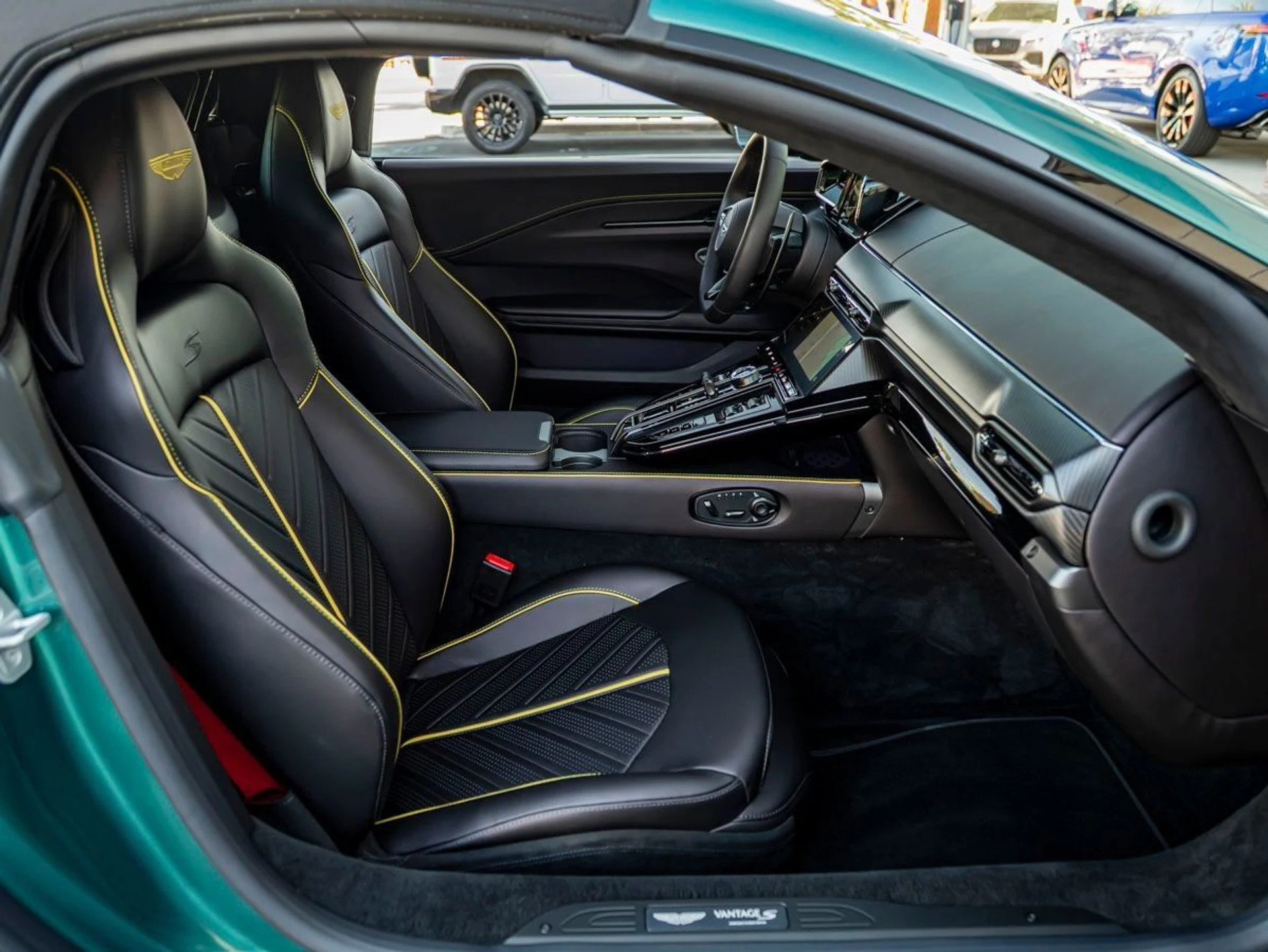 mph027_958971771_28_7a5ef77f8e