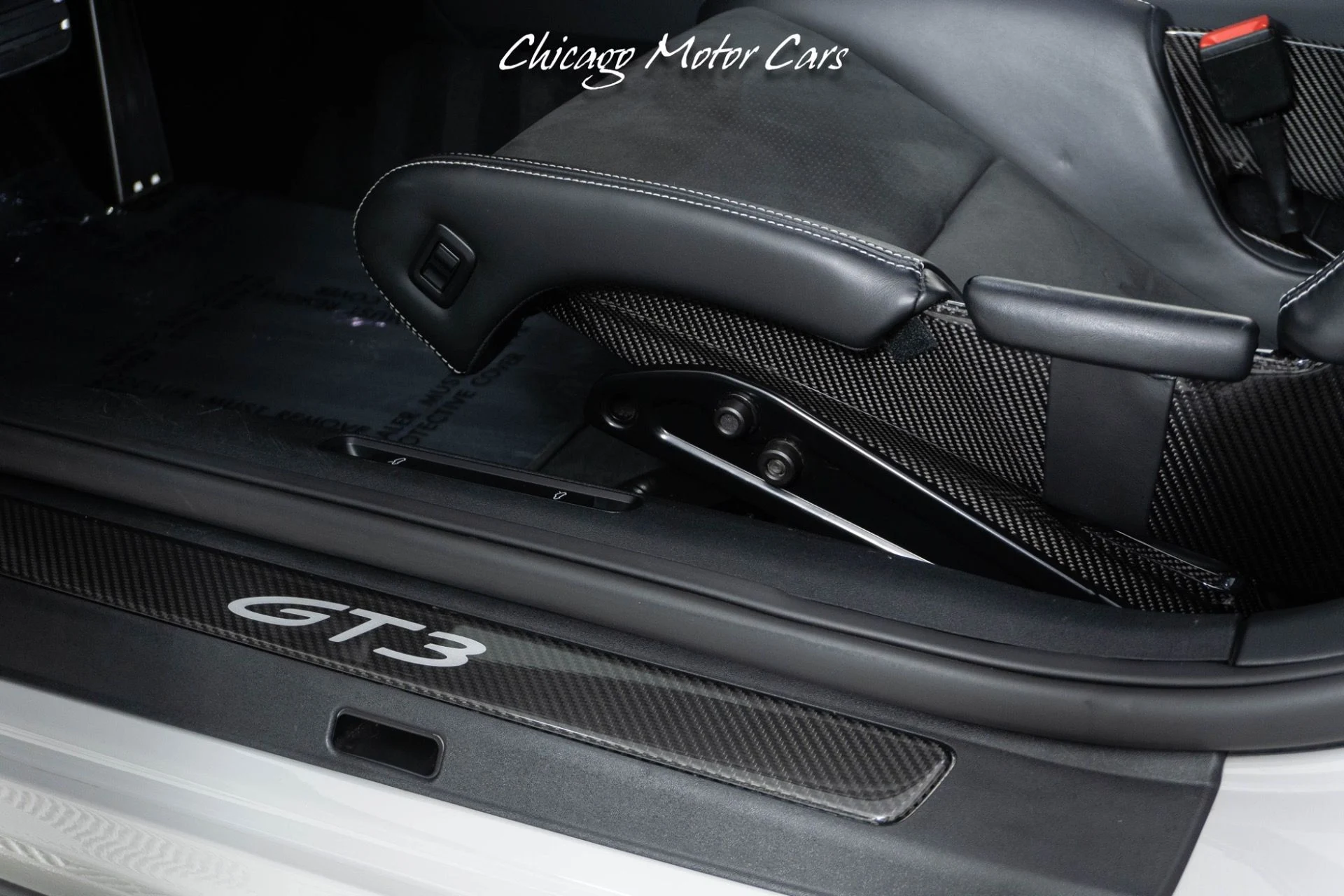 mph027_958995829_12921_p28_l_dc127bad56