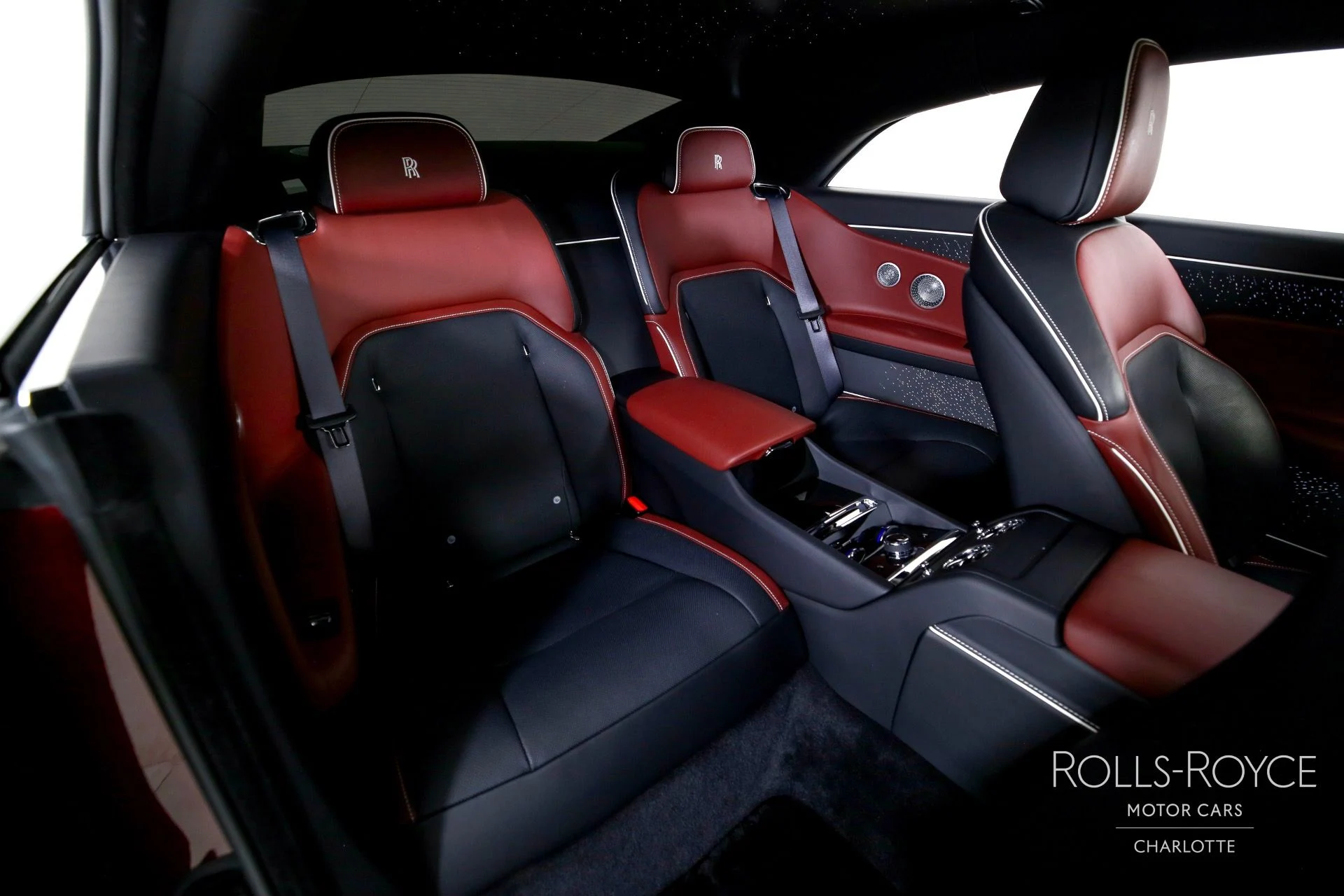 mph027_95914847_Used_2024_Rolls_Royce_Spectre_1750451753_8ac68e04df