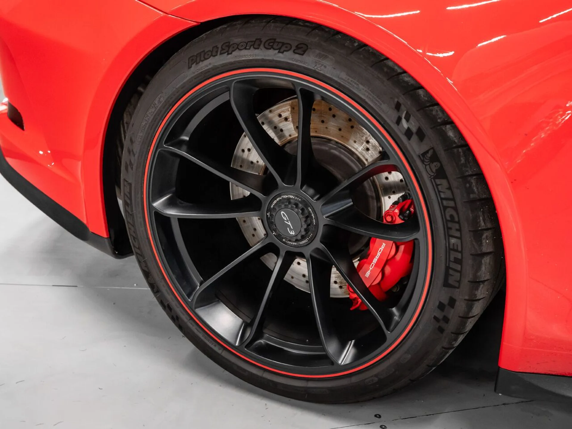 mph027_962096716_porsche_911_2018_59ec77f884