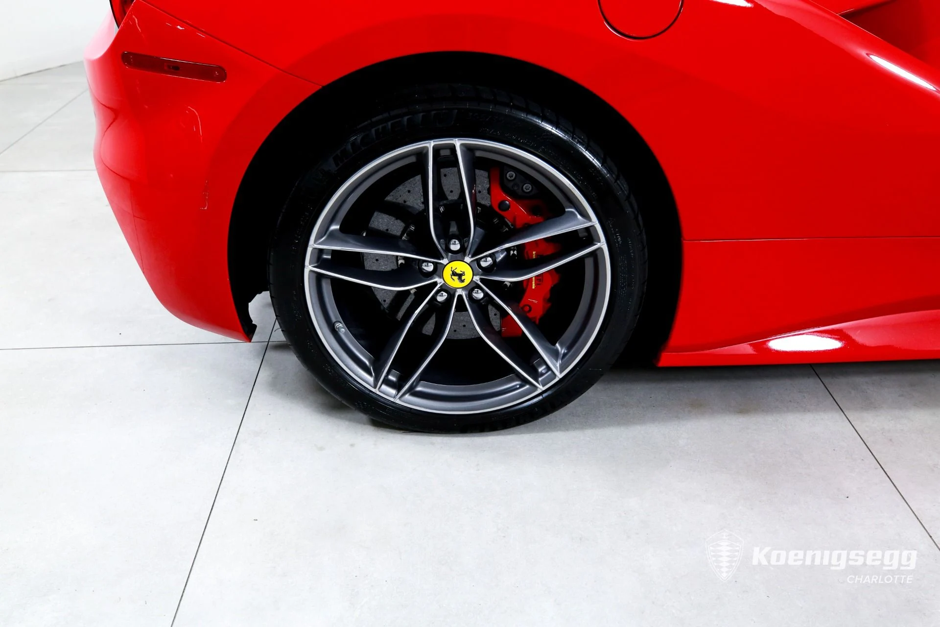 mph027_971498031_Used_2019_Ferrari_488_Spider_1782837651_a393aff4b9