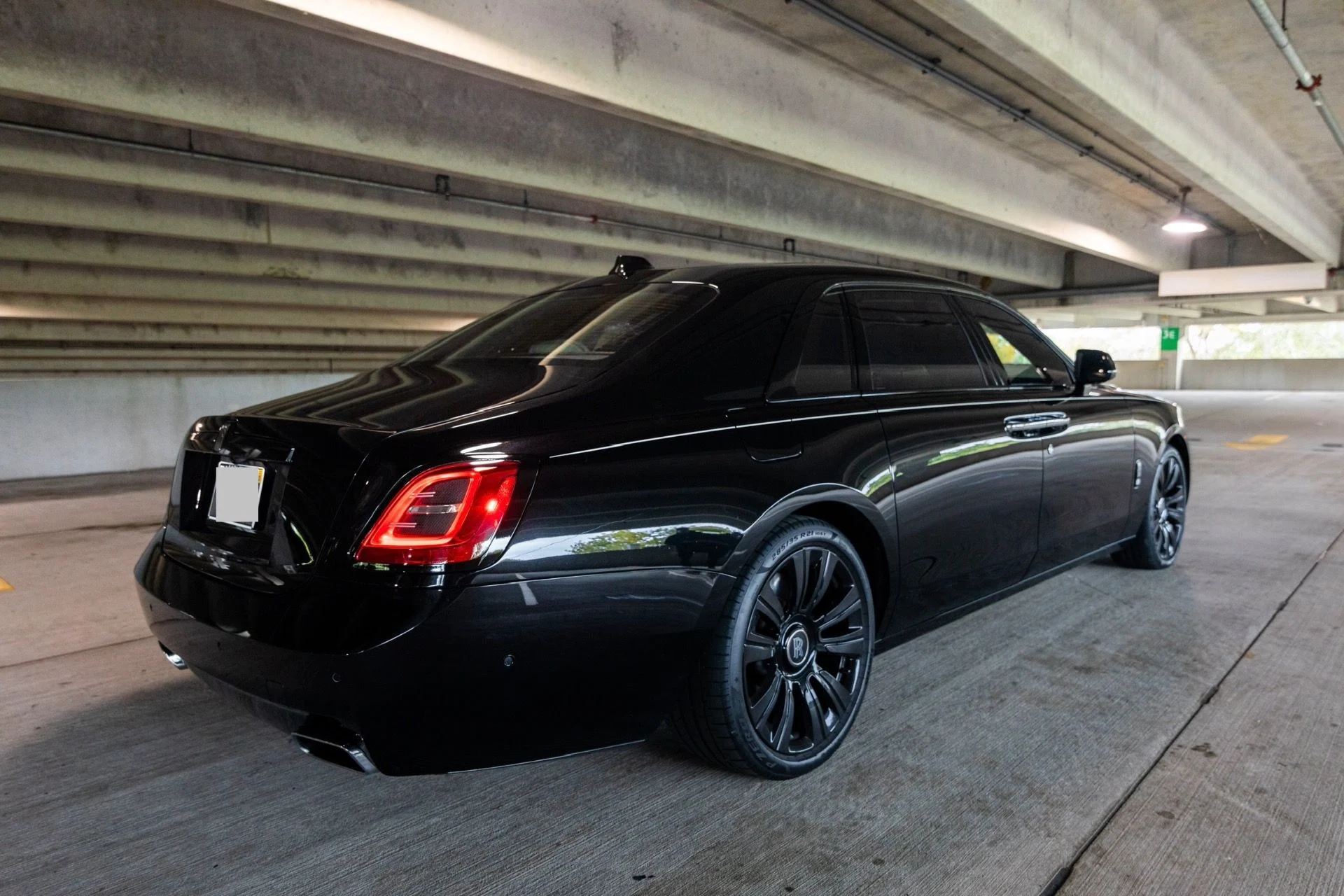 mph027_973750688_Used_2021_Rolls_Royce_Ghost_EWB_1768869200_1399bff6f5