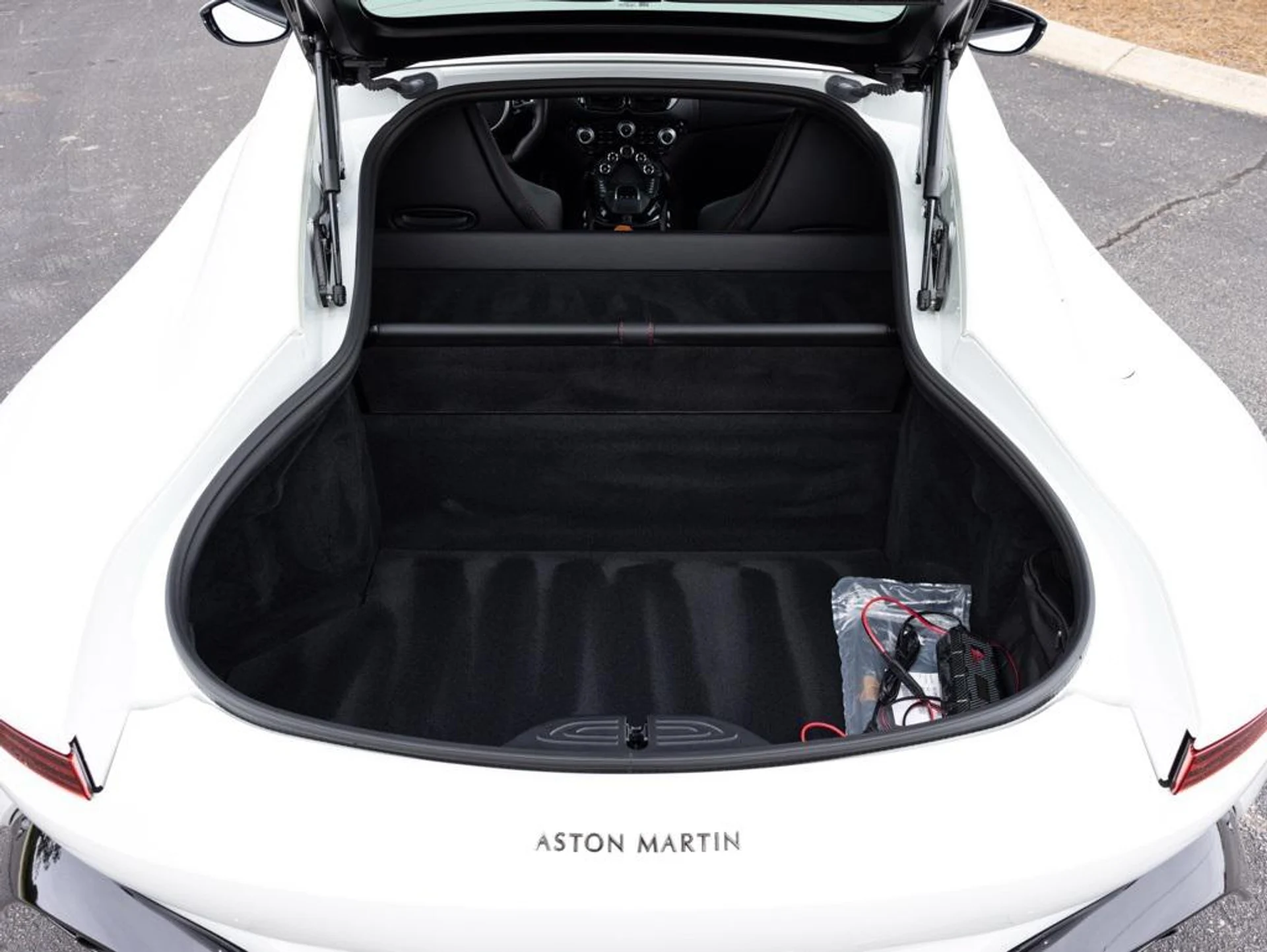 mph027_977462622_266111782_68b184891f109c98f21c7226_4823b1a9f2