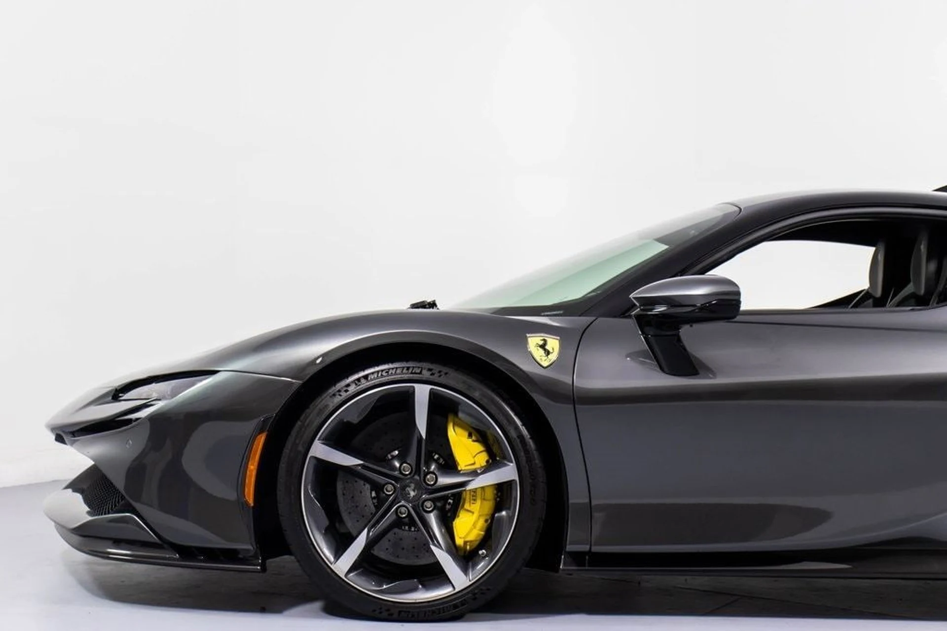 mph027_981965304_acf00bed5325b78c9d57f23af1e5fc79x_ddfd6640bc