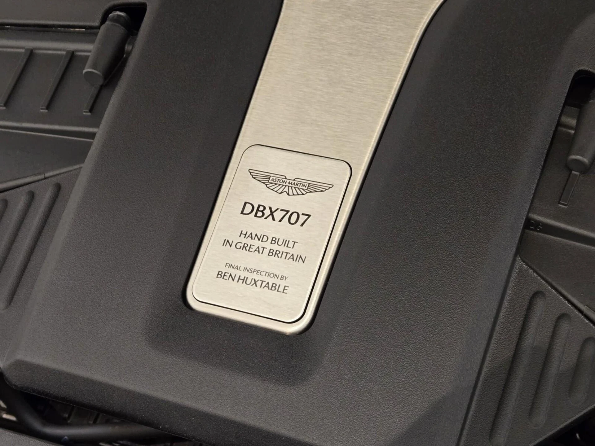 mph027_982170871_New_2026_Aston_Martin_DBX_707_1761716907_3cb9118605