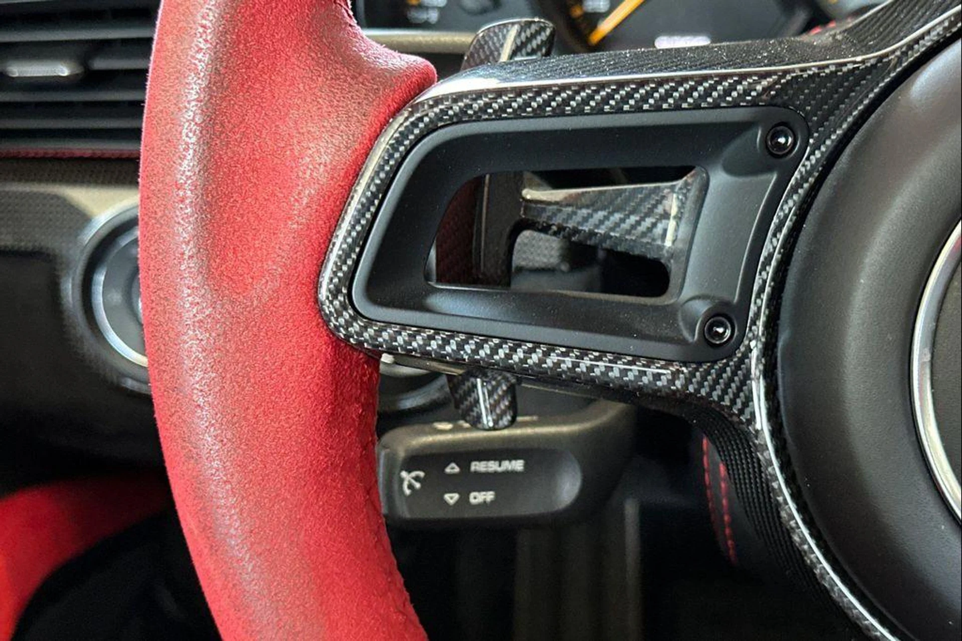 mph027_985259897_Ggajbt2a_Y_Rn_Zg_Mh_Ayvx5f_V49_I_2289e45438