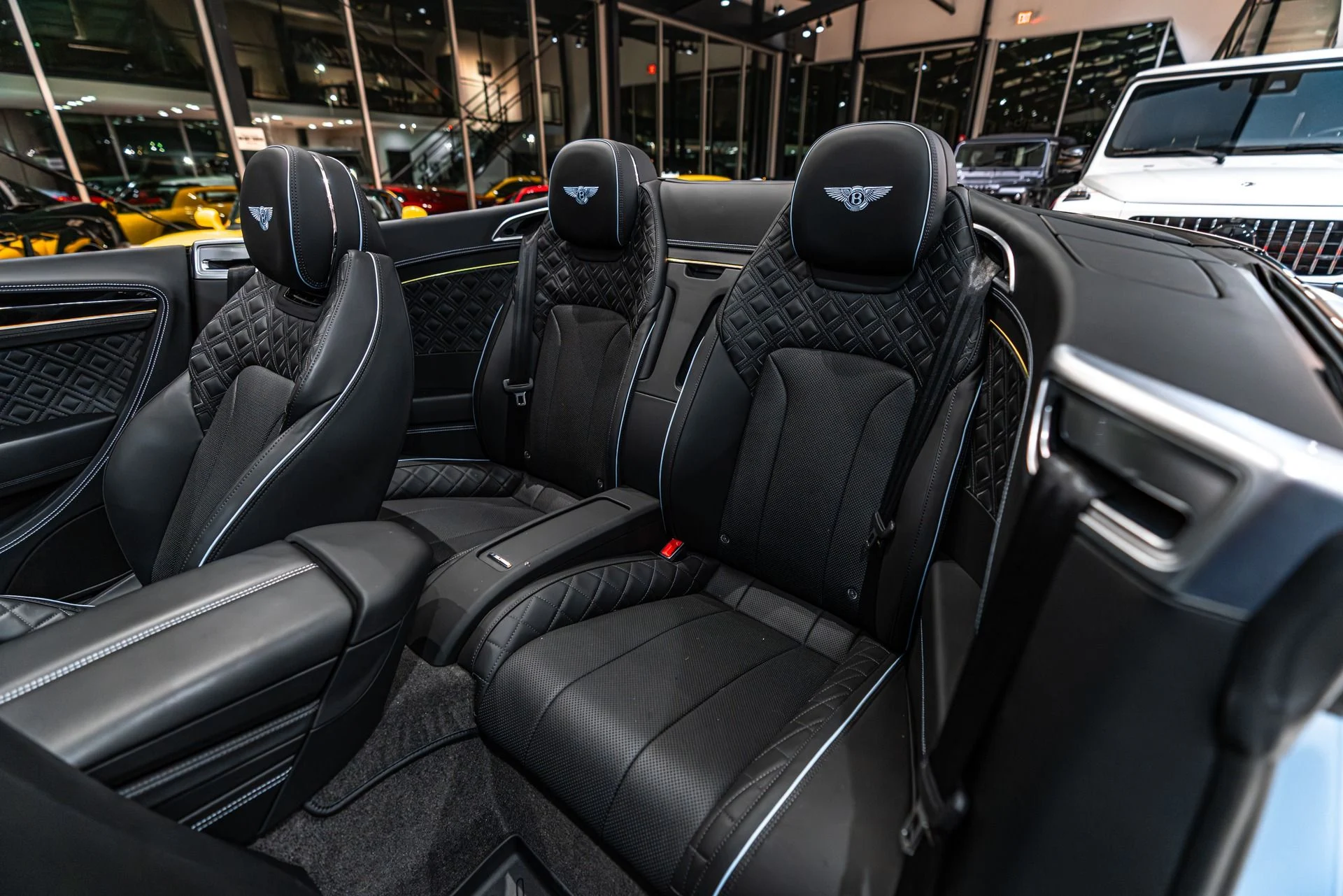 mph027_988454722_13117_p28_l_4e8e2b1ca3