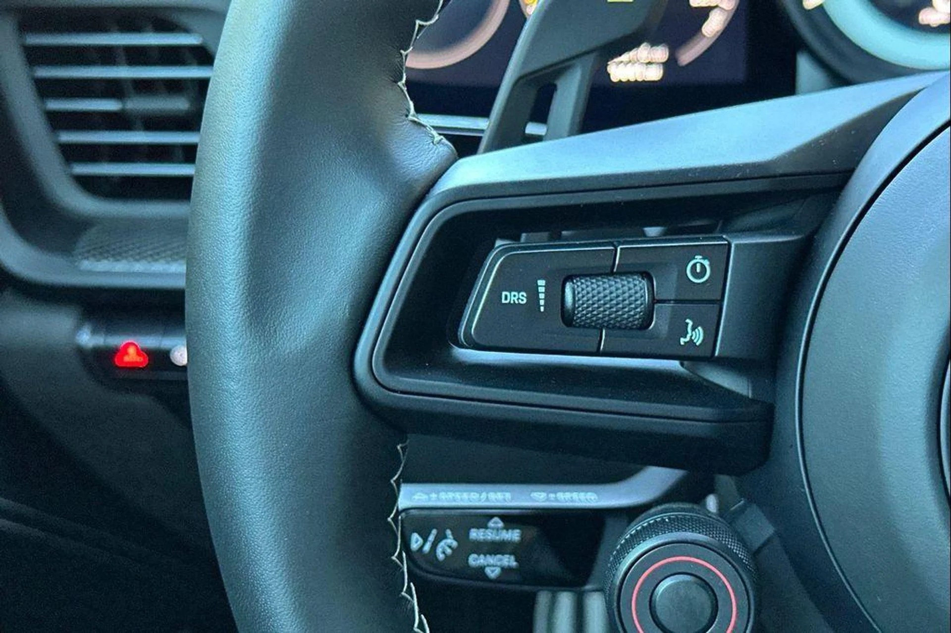 mph027_988613572_din_x_s_Nvm2_X7ssl_J_Cf_Td_IRCK_Vc_719ef897aa