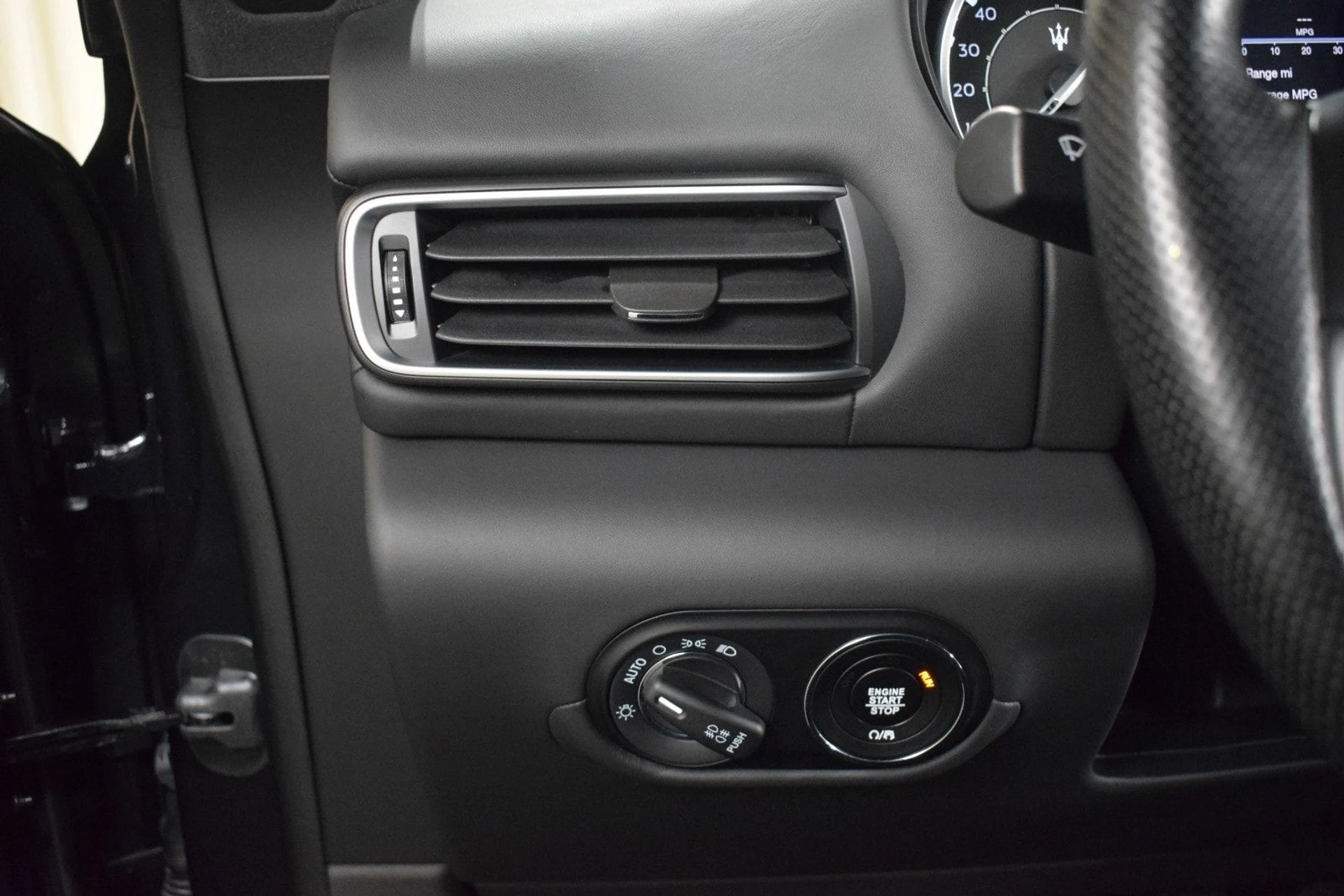 mph027_991104709_faf92dc0f32d8da8d4d69b1411f8df9fx_39a87820f4