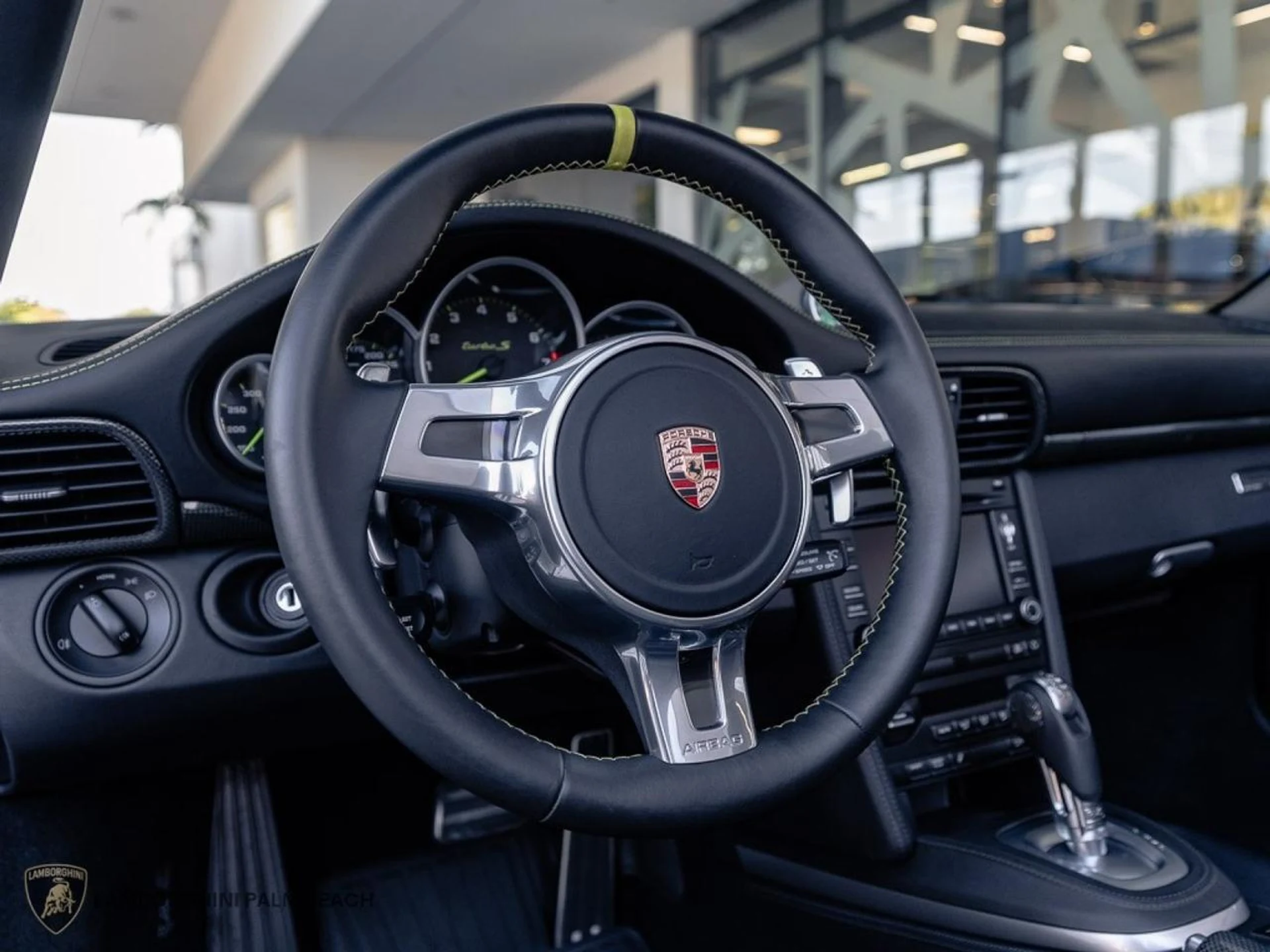 mph027_99957829_fce1a56bb183201c2b4df2065caf27b6_fe101f566d