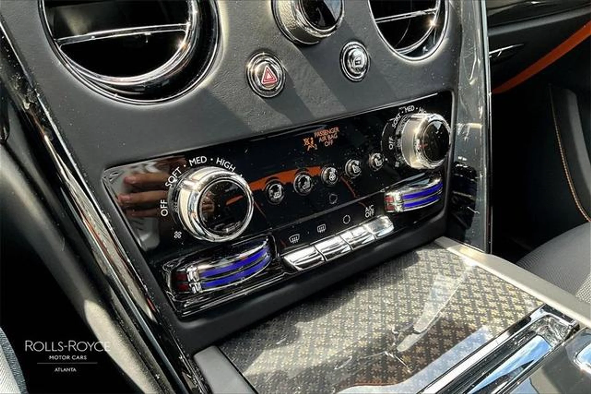 mph027_e5x5sf9m_Fa_Yw_Qg_U_Cfl_QS_5_V_Veud_Y_fbb401d131