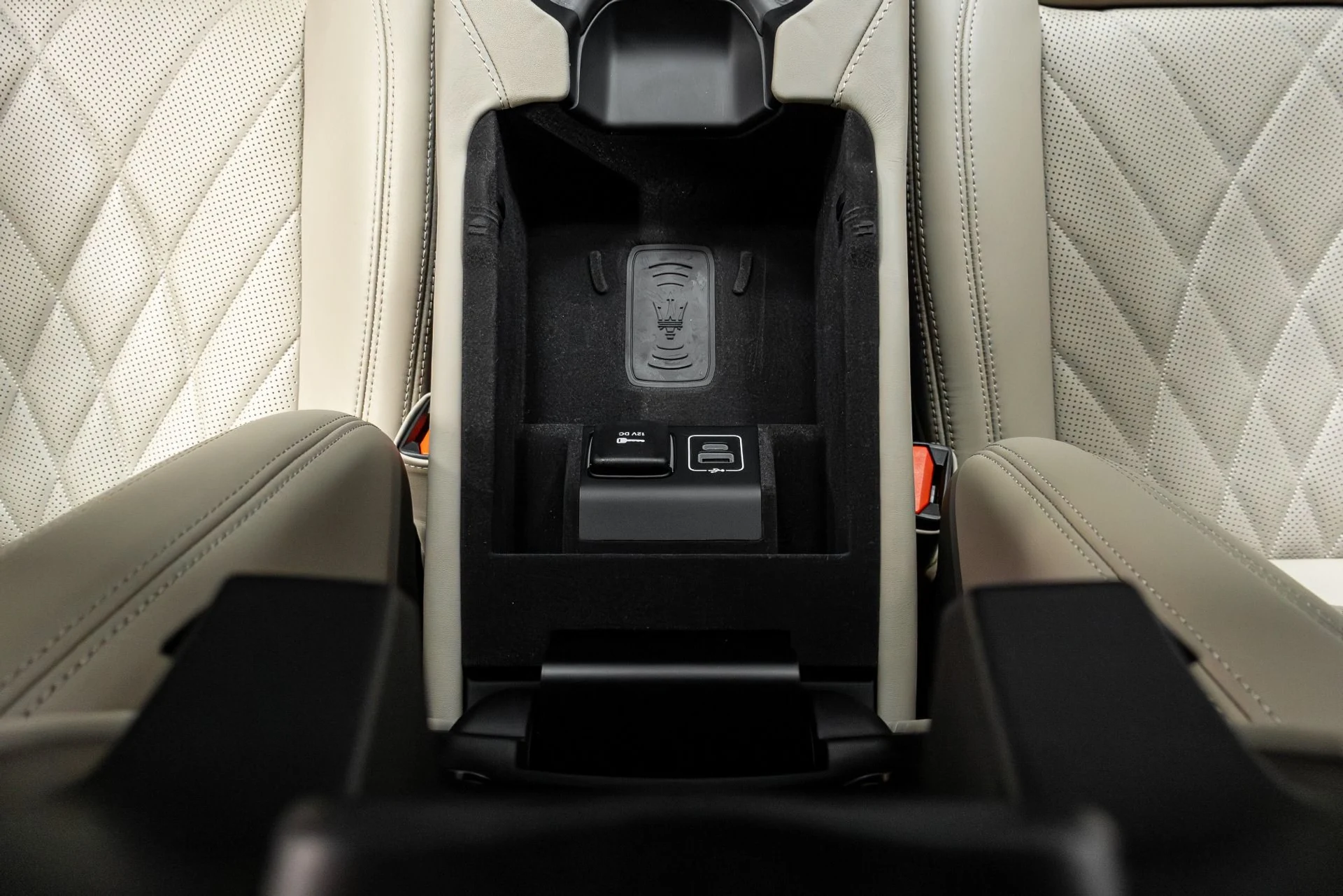 mph028_1001822820_Used_2024_Maserati_Gran_Turismo_Modena_1769639999_5d606a086d