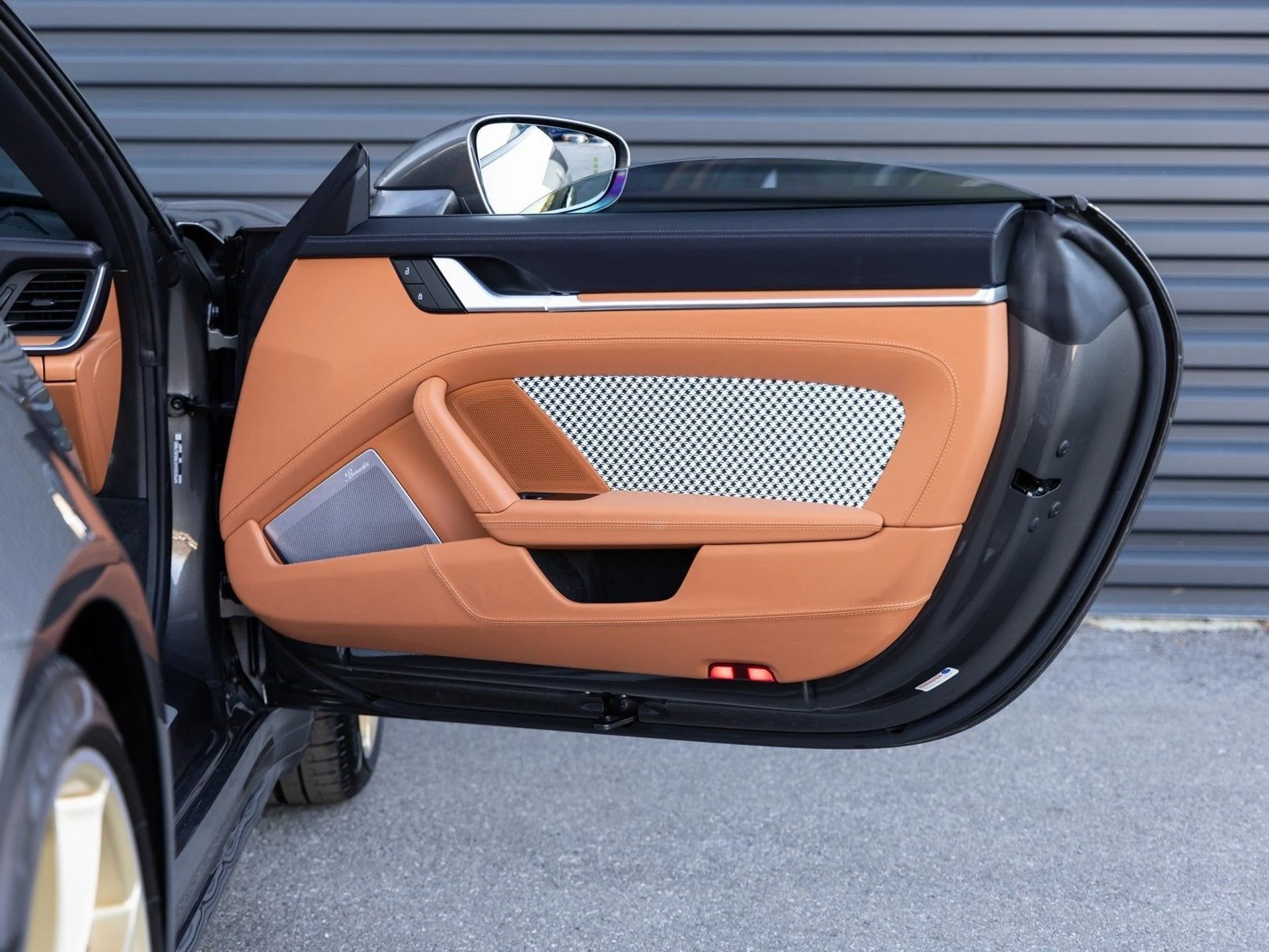 mph028_1004259020_29_10b0cf4280