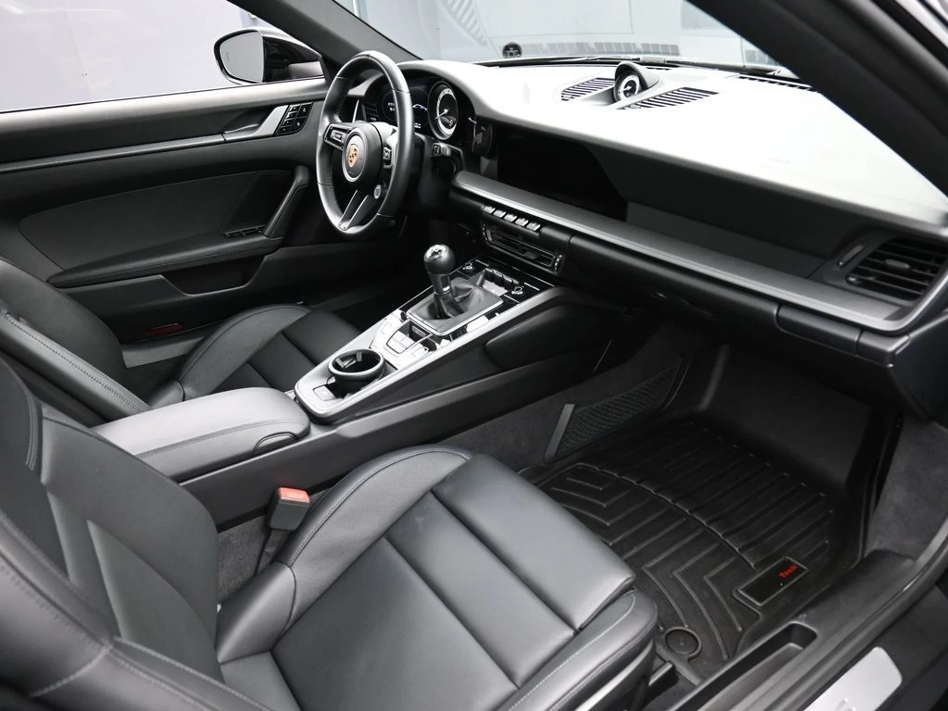 mph028_101027142_image_28_4980471b8b