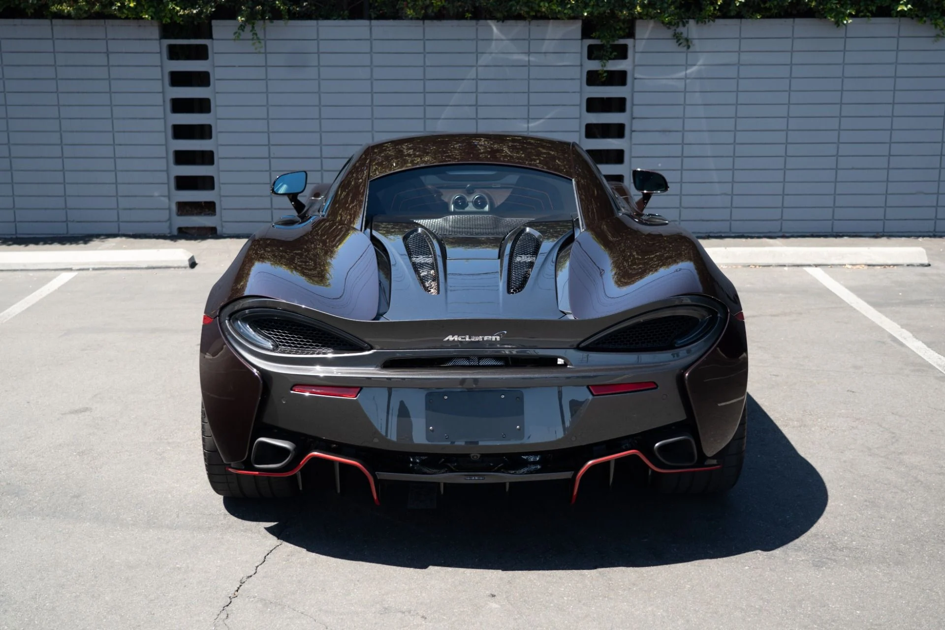 mph028_1012366267_Used_2016_Mc_Laren_570_S_1757091575_ab95f6ef67