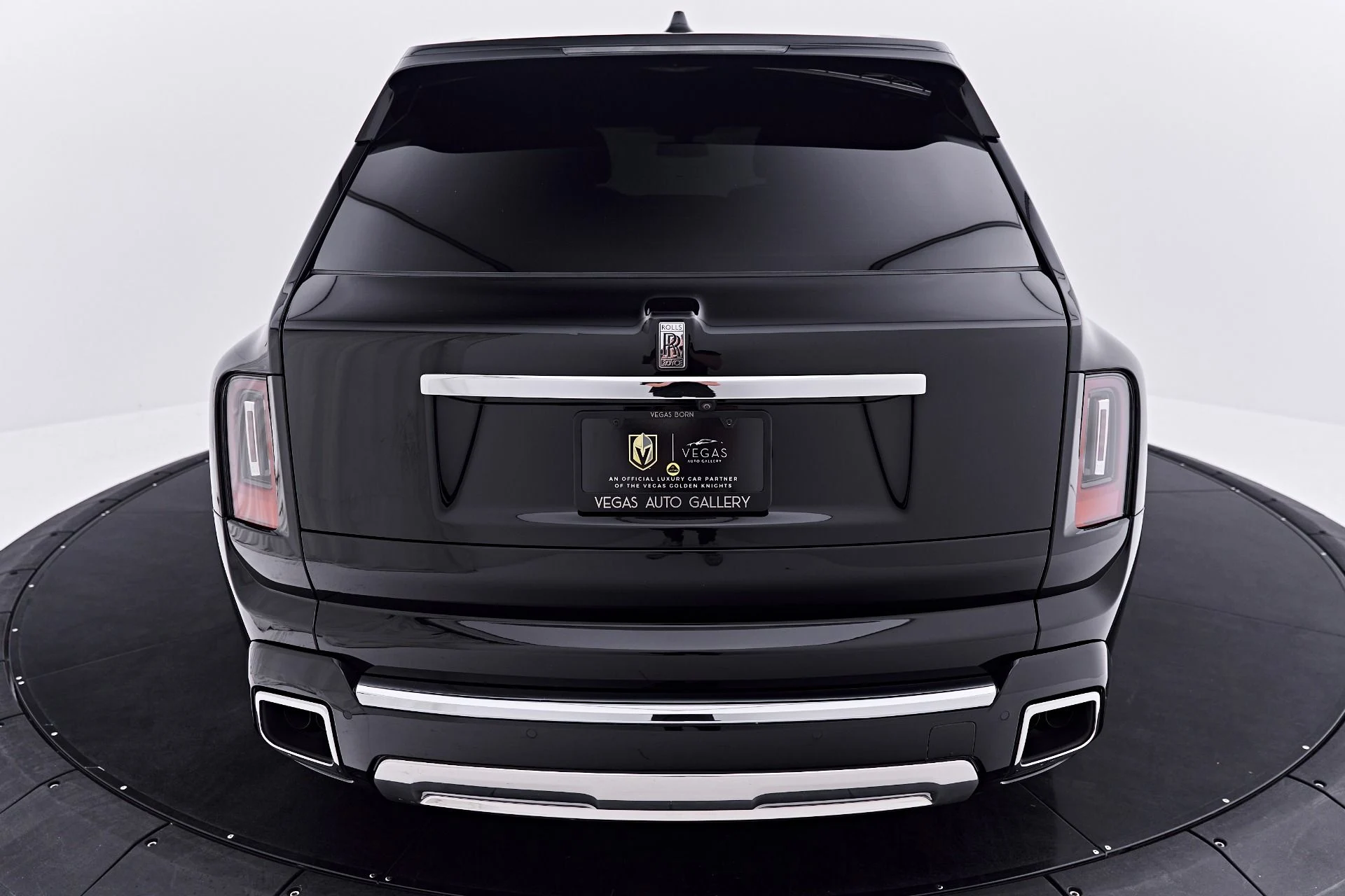 mph028_1014578807_Used_2025_Rolls_Royce_Cullinan_1786122781_b8257cf45b