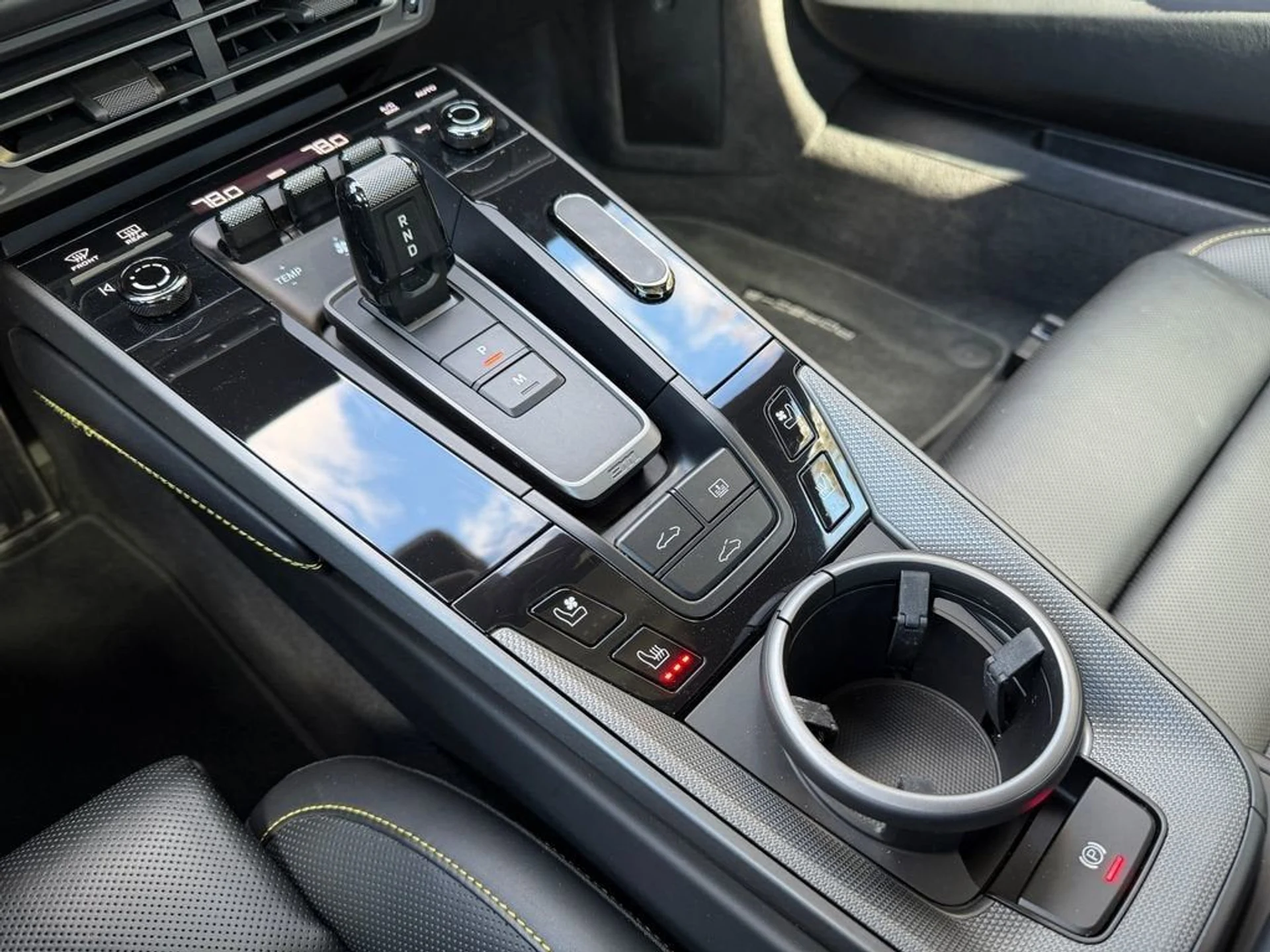 mph028_1014805973_5ff50dbc74f1404a923d4c3b5733b179_c7e829cc7c