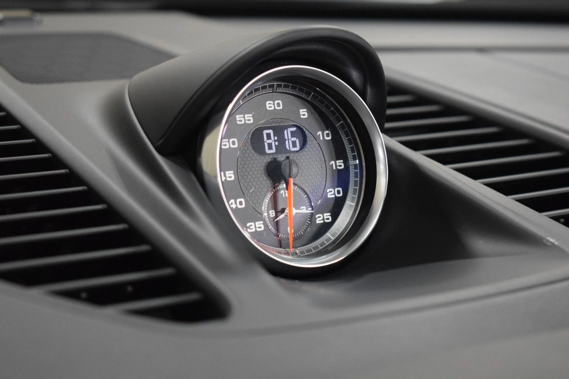 mph028_1015843122_4917cf9c1240bc2dace9e20954646688x_51feac25bf