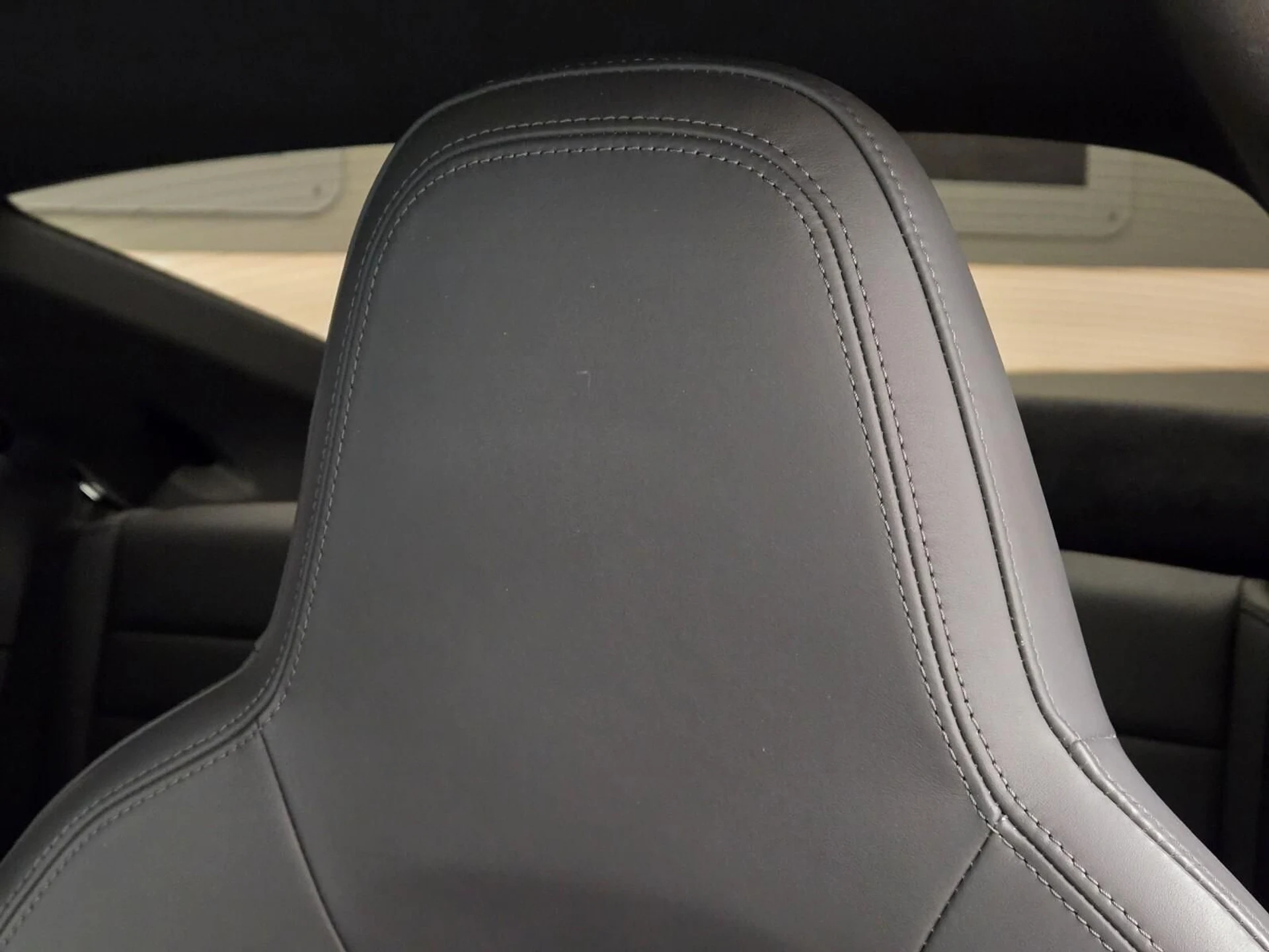 mph028_1016444105_Used_2020_Porsche_911_1770705459_8c246b1ba2