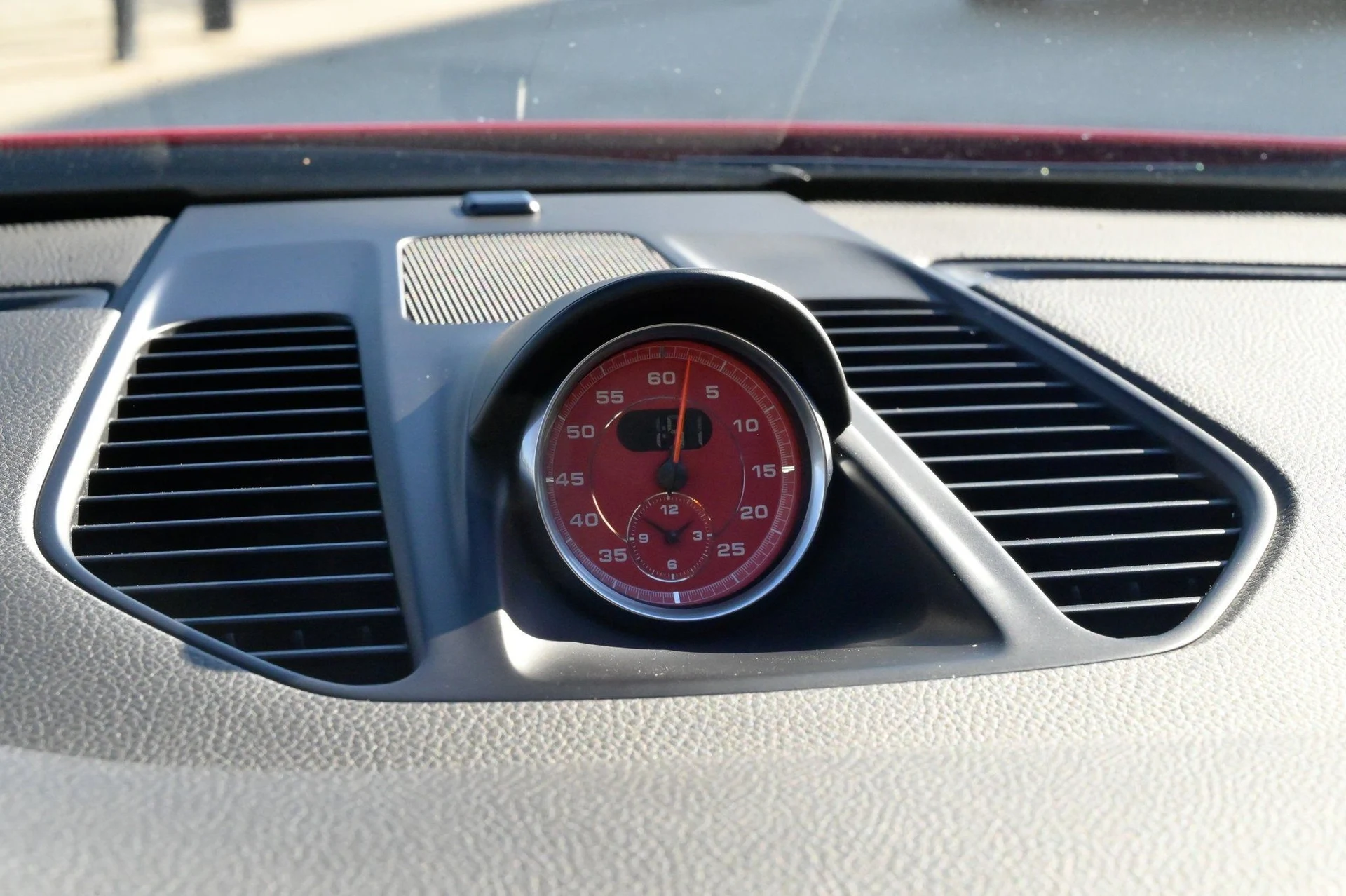 mph028_1024183258_e9e198eebd494a24b9351e73a9087ad4_5048b17002