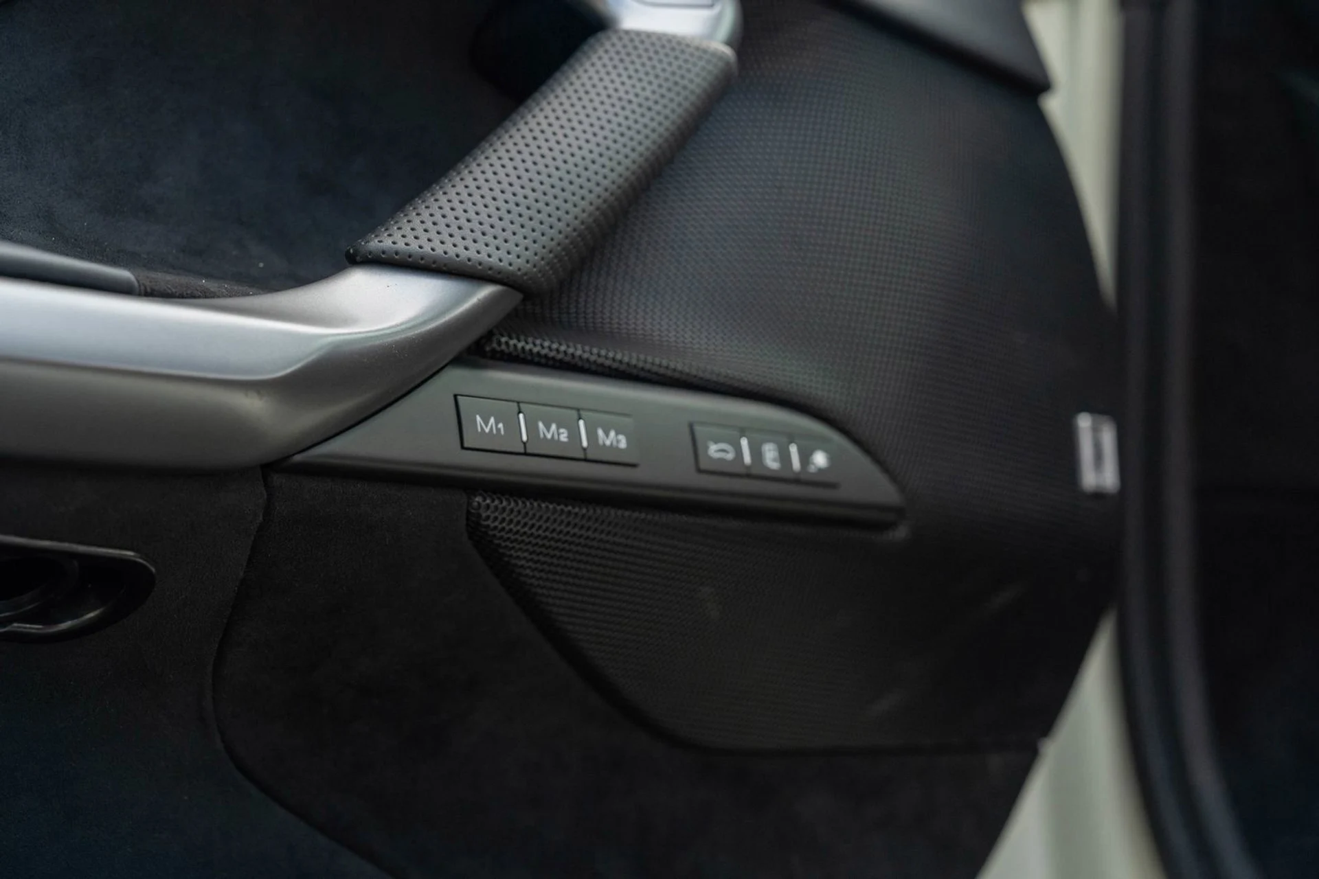 mph028_1034969427_7225b8c5993bbcccac9e8a8e092057f4_fb81446c7d