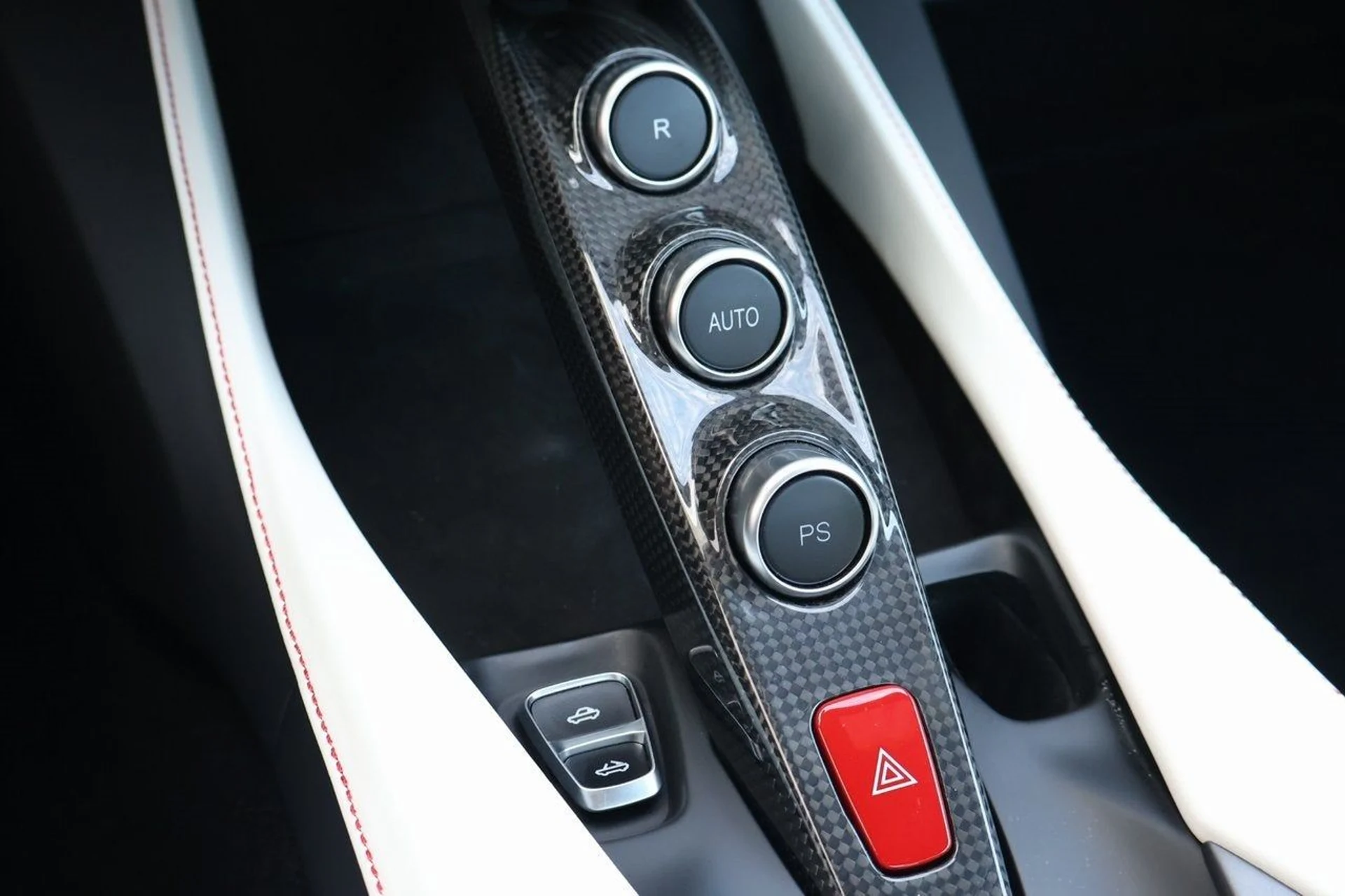 mph028_1037489396_29_42ffa73831