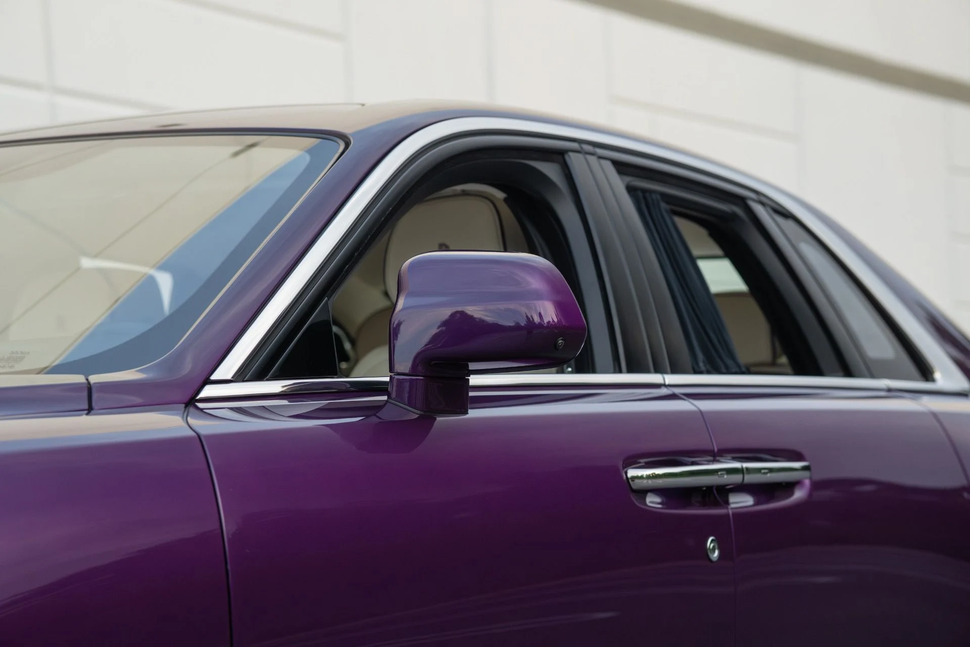 mph028_1038657322_Used_2021_Rolls_Royce_Ghost_1762913749_a0859b981d