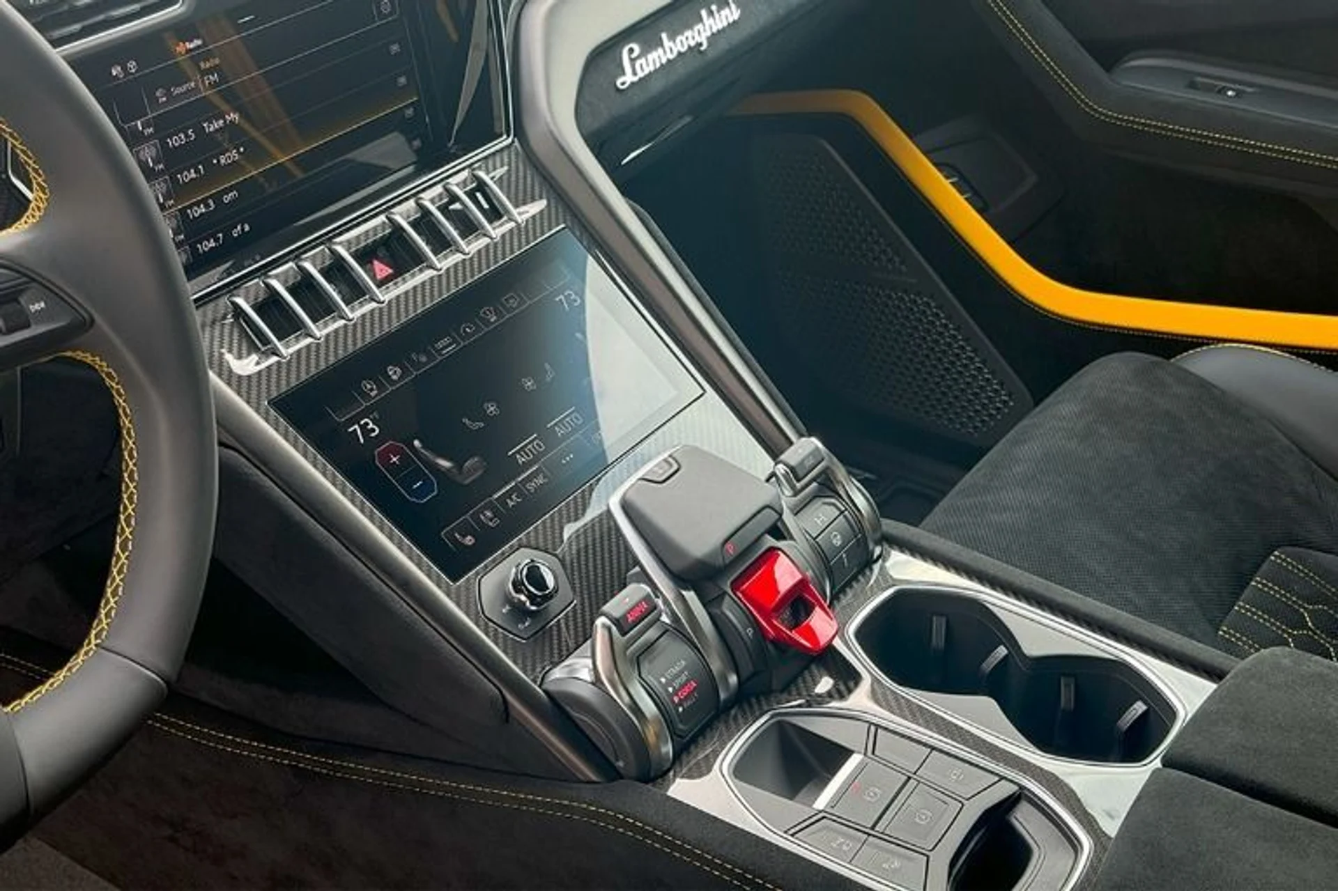 mph028_1061420935_Used_2024_Lamborghini_Urus_Performante_1737408873_f2aa20cb69