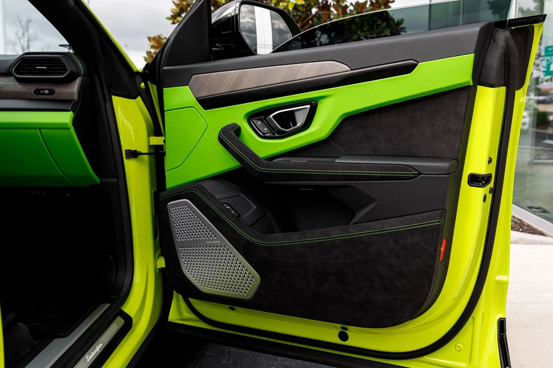 mph028_1061962741_2a09799f0e63838fcddf71176cc63b5cx_acb207fc79