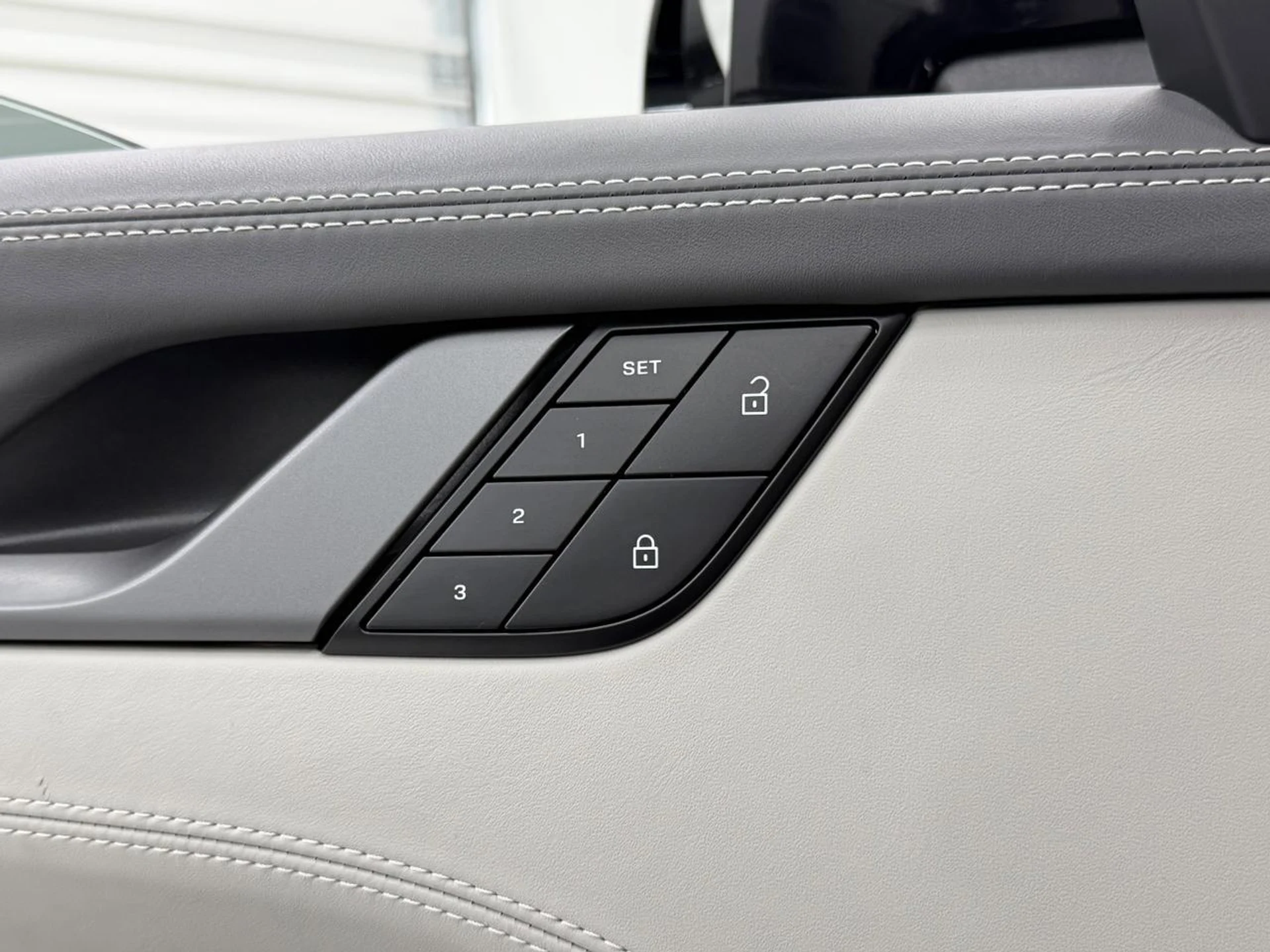 mph028_1063931174_ab2c9eba6828c1e5e1ba0838302f6c8d_9ff4749504