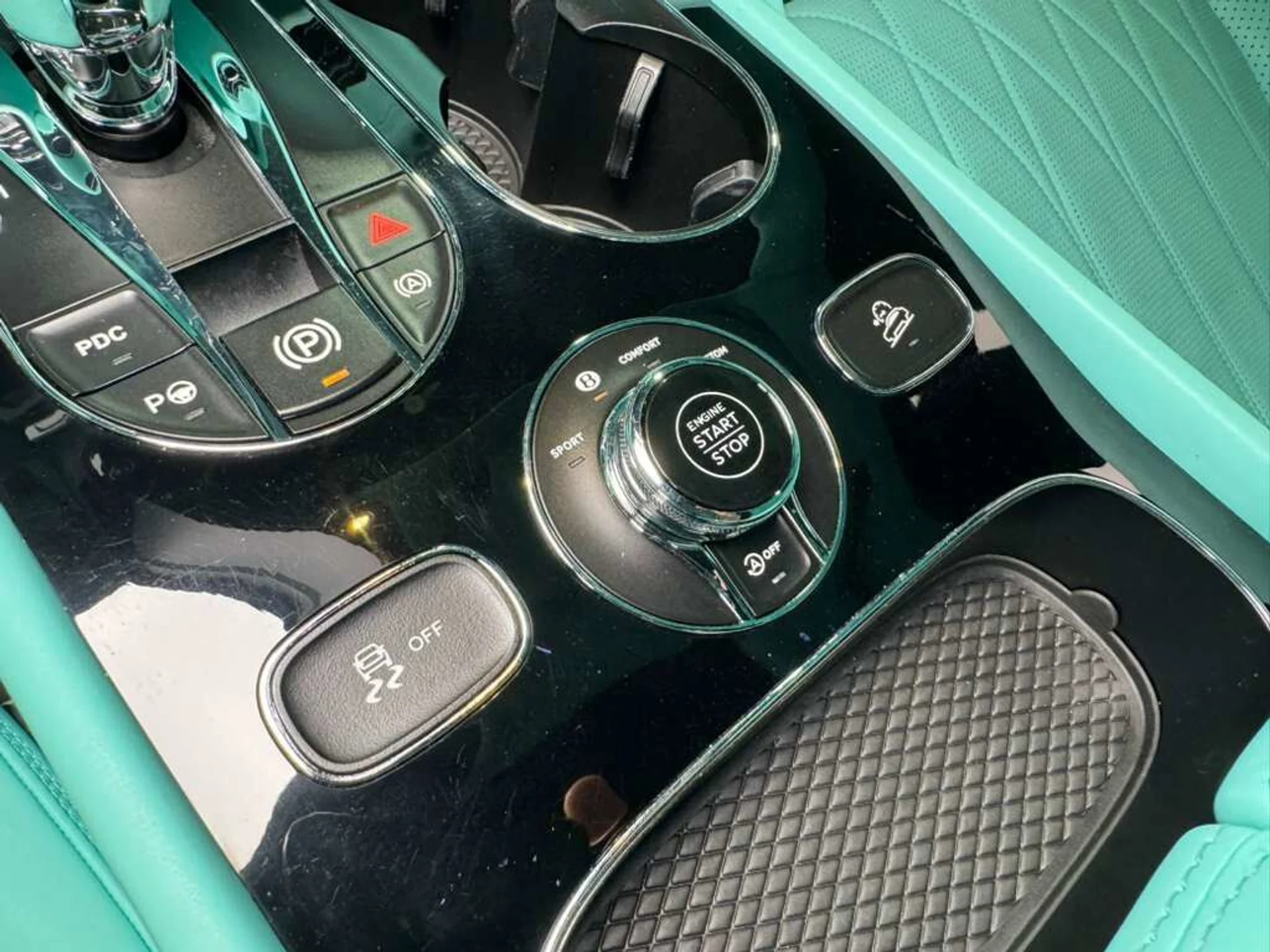 mph028_1066177315_b52cd61e4df48a4dd8e8a4da75ca59d0_0d9c009003