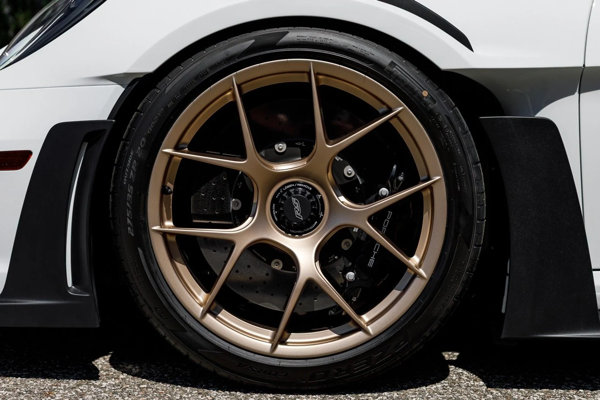 mph028_1066319095_645_p29_l_cff7bdb9dc