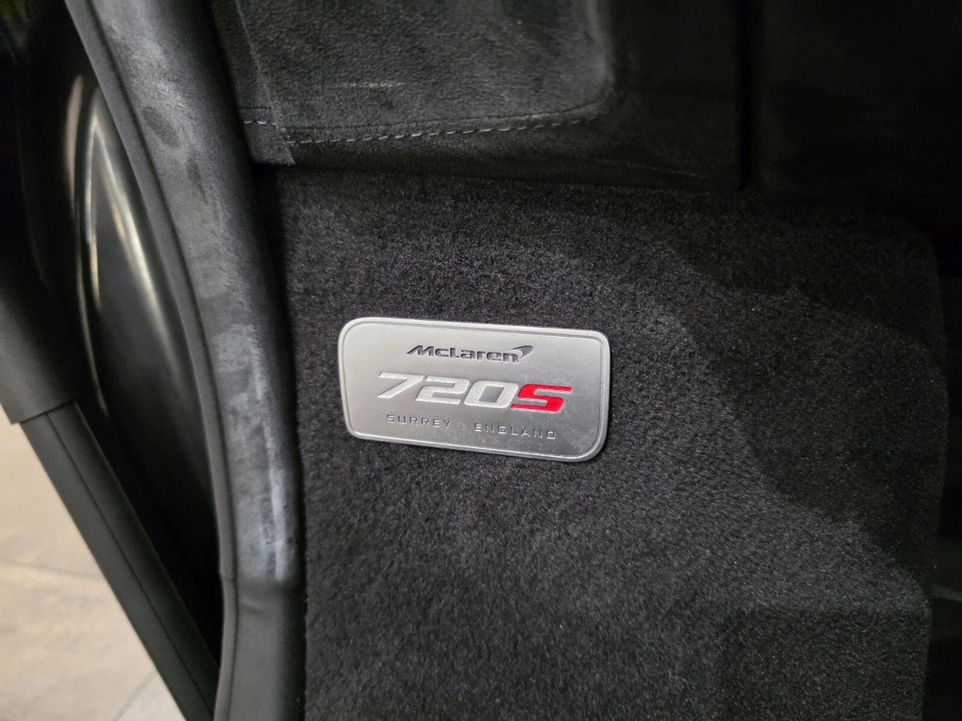 mph028_106663263_1e44f30e0b6acc4df3a3e79bc4d39e35_8de77da709