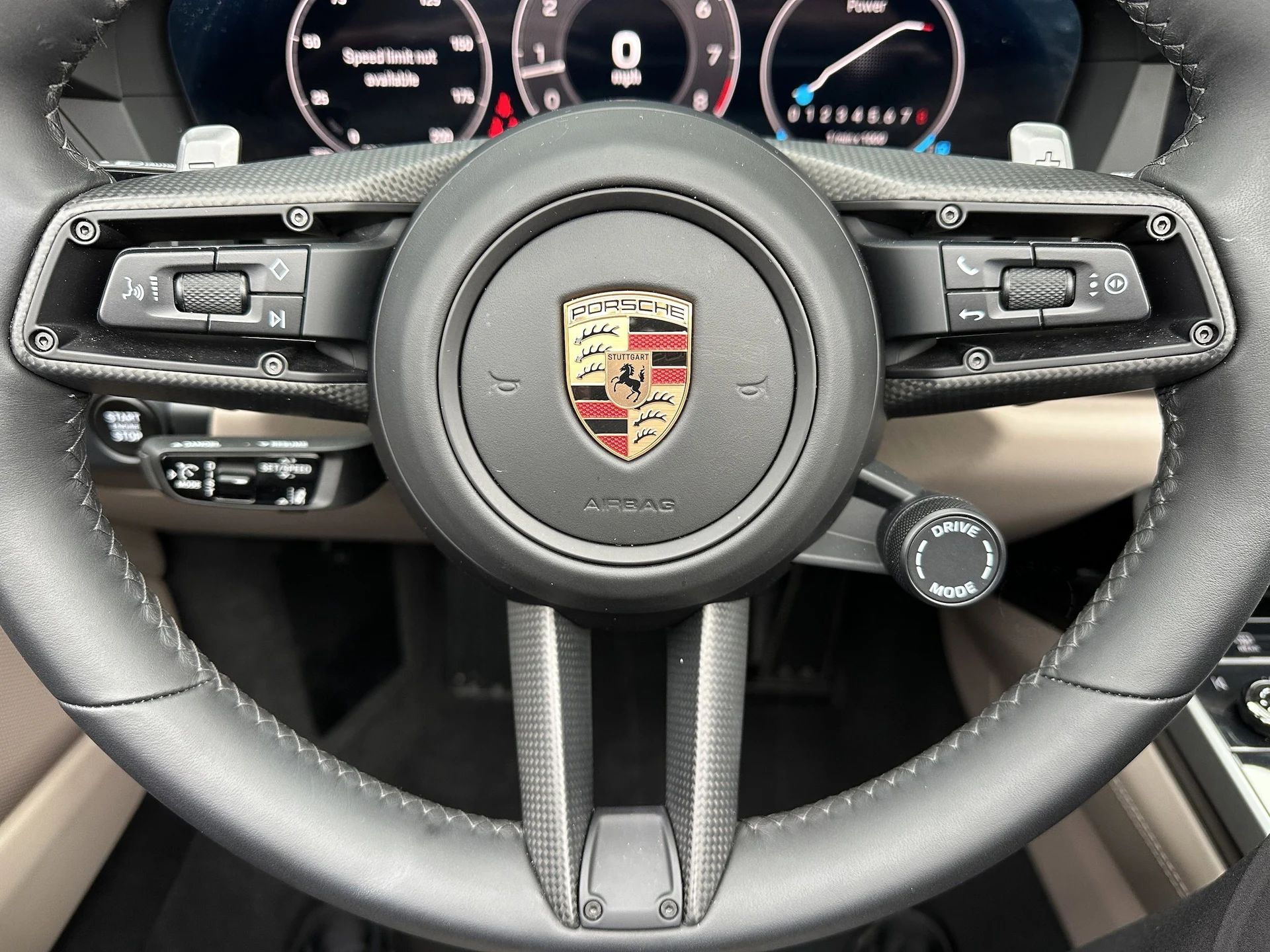 mph028_1069178725_850a67a1120343bef606b21897b75eb0x_e45bf0e4dd