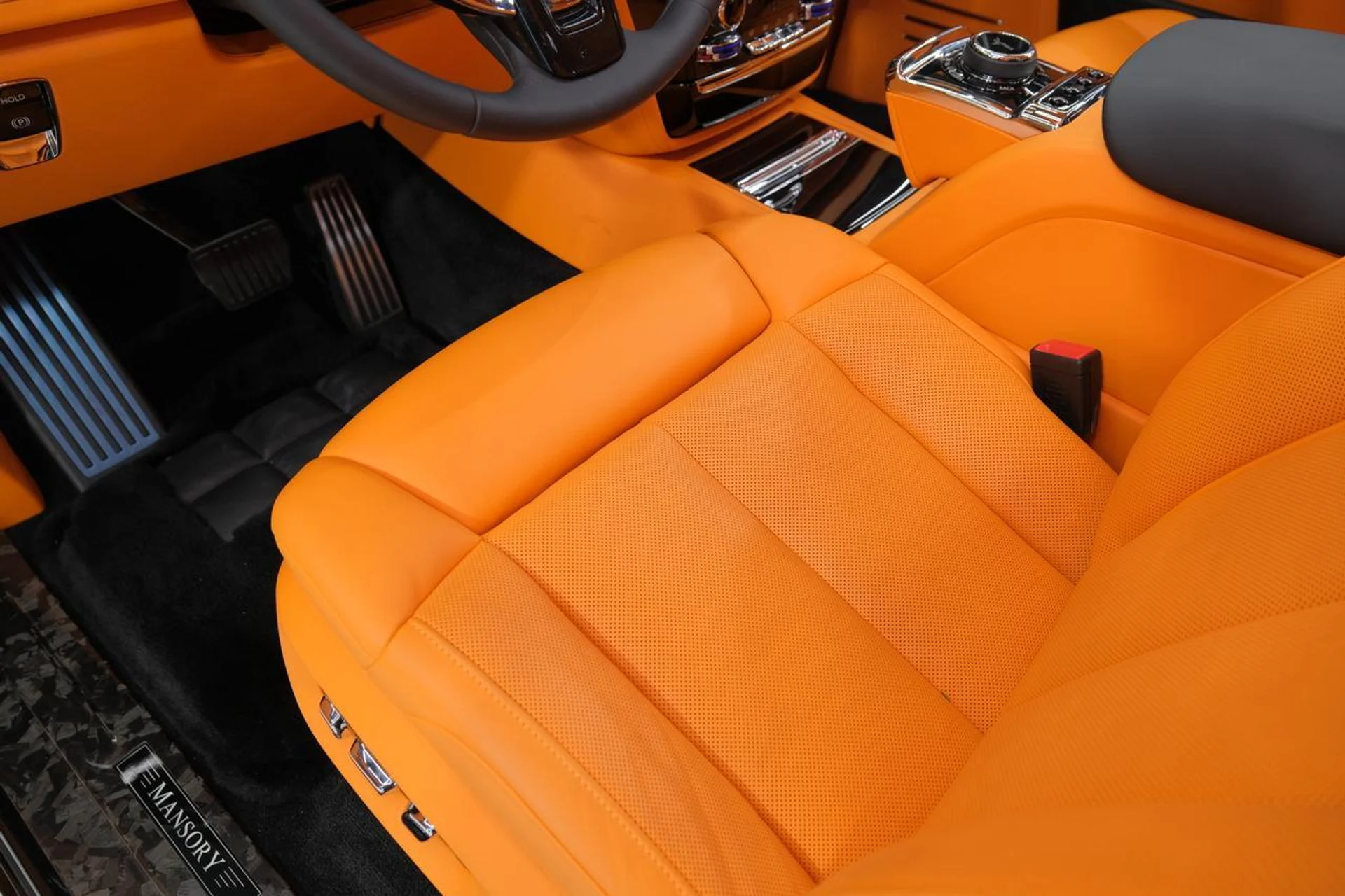 mph028_1070569385_f83933cfa3a95f3cc8433a4c1aa80c81_5fe0afe0ab