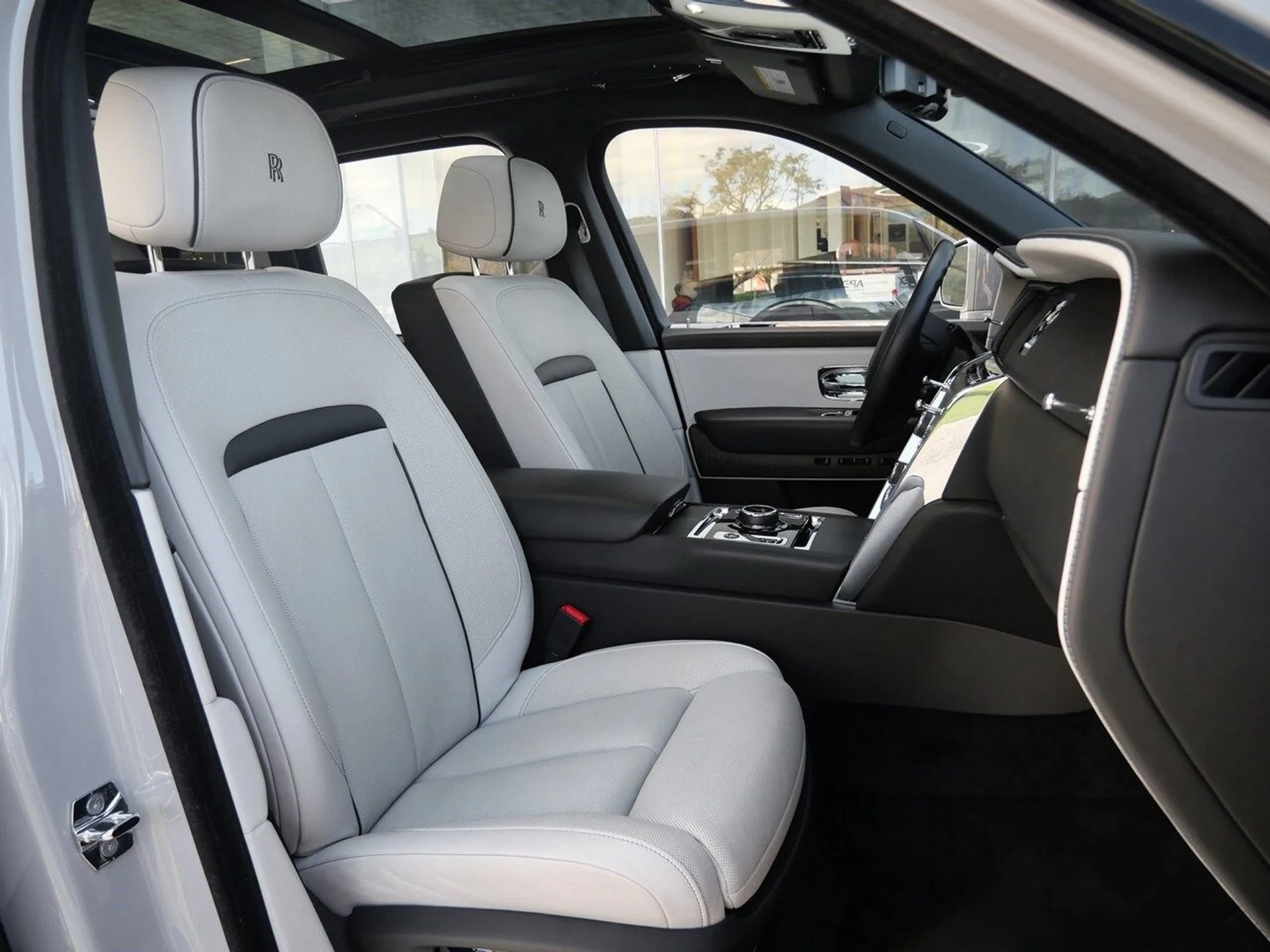 mph028_1075084185_3681d92bd8e94c7debe993cd296a2964x_03a5aa355e