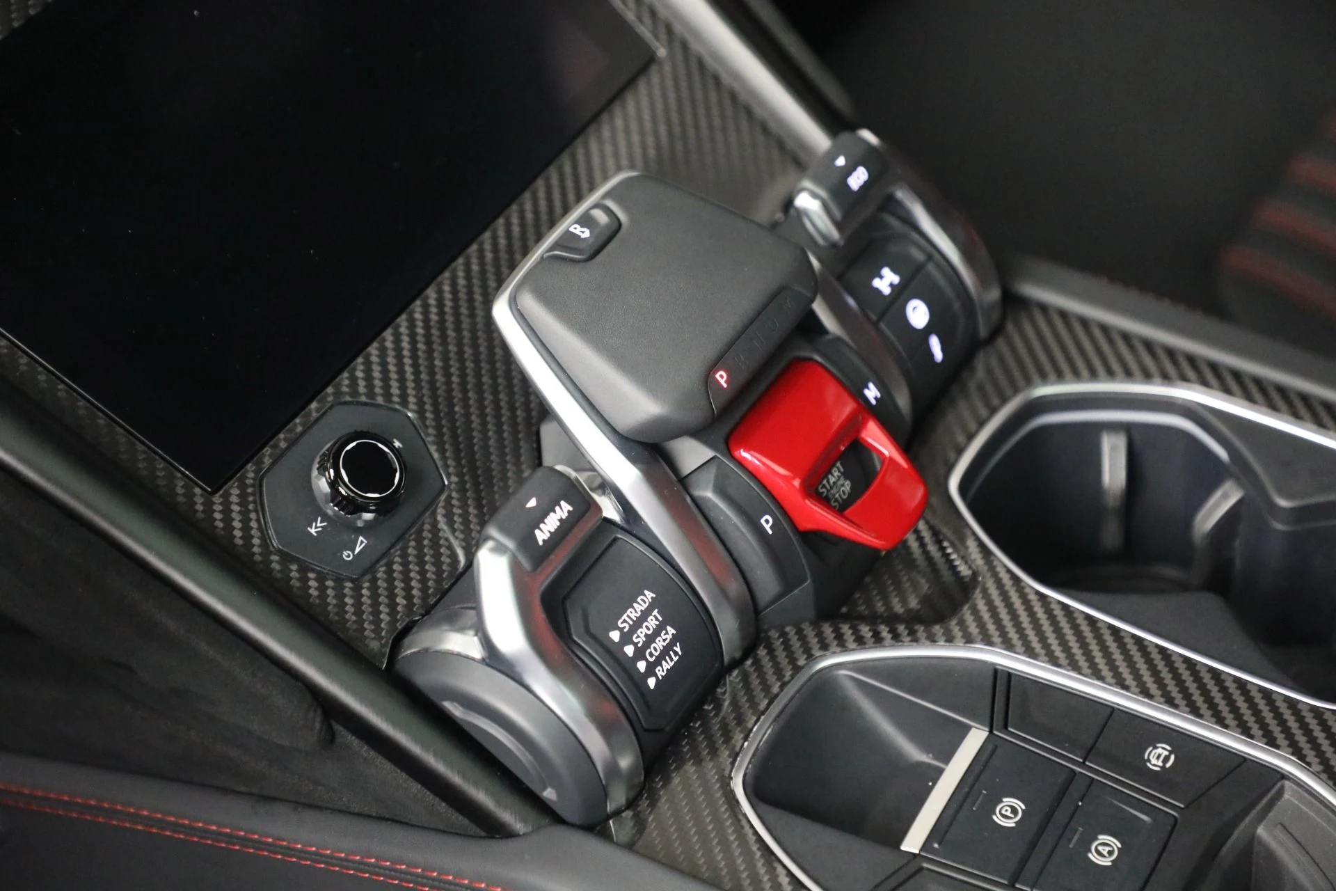 mph028_1076576497_Used_2024_Lamborghini_Urus_Performante_1770476069_bd0e04f7fa