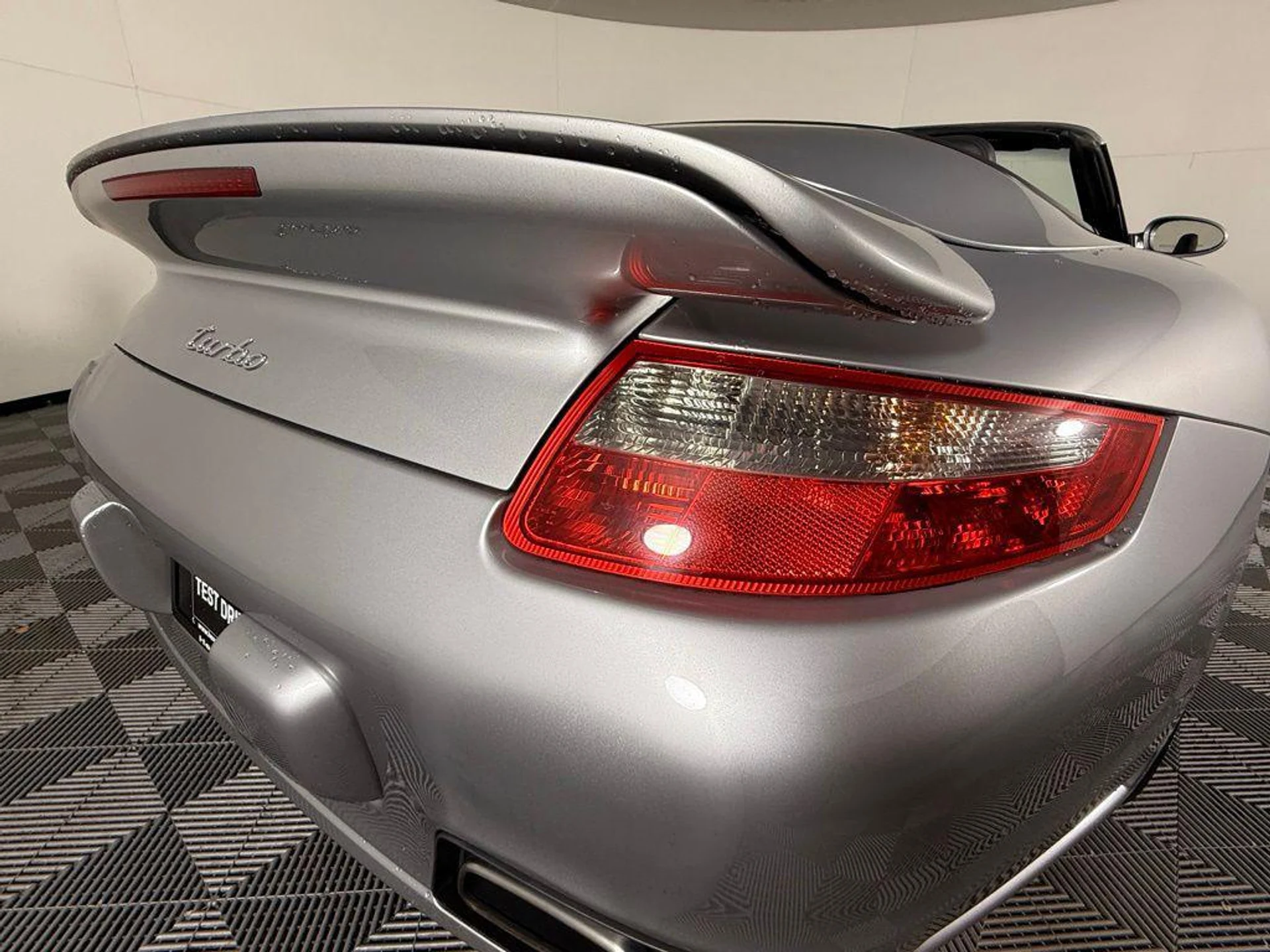 mph028_1090428372_d_Qi_L4_J_Rsom1_rqkf_E0_UOW_6q4_g_9a7005a79c