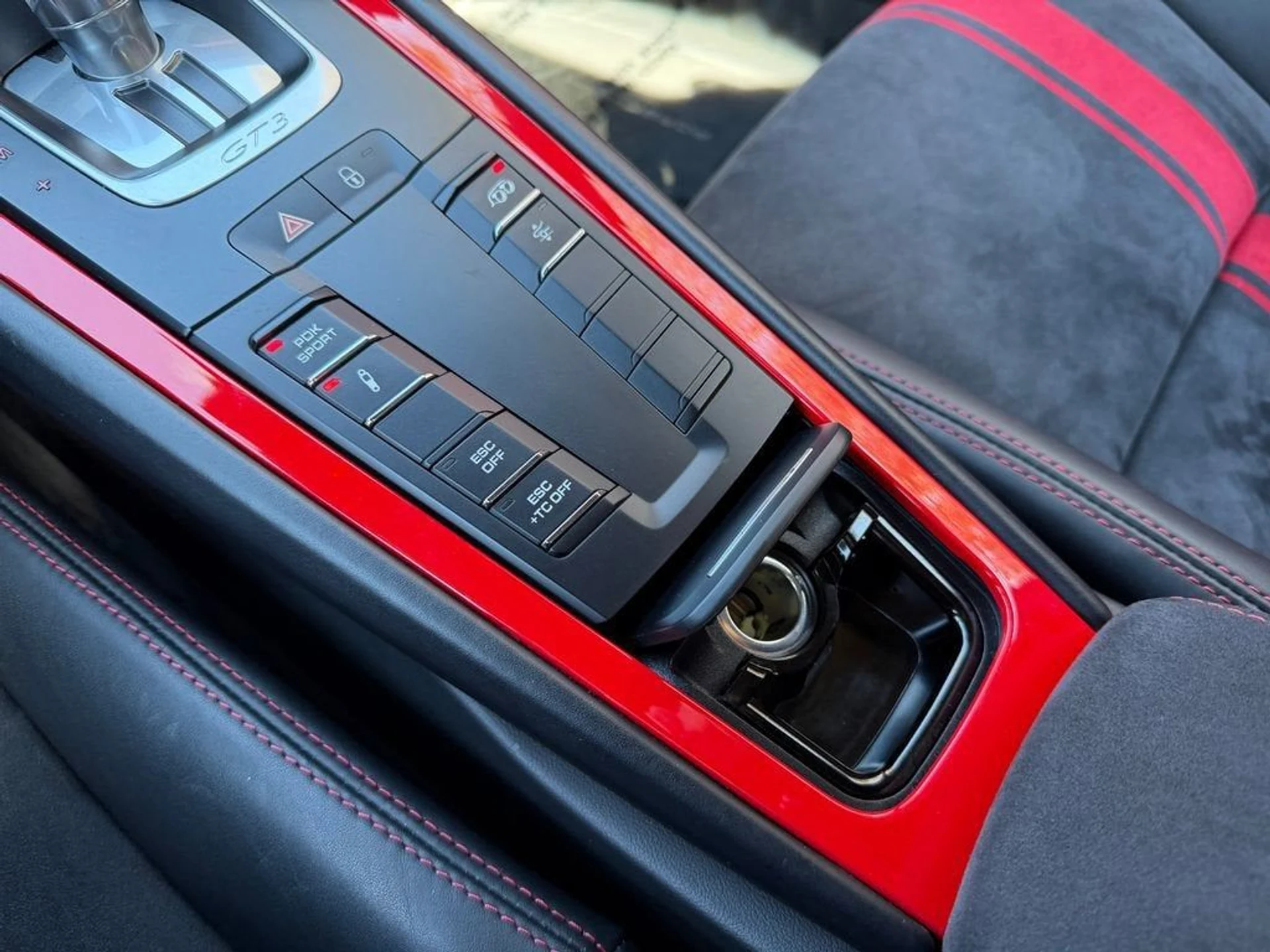 mph028_109381777_caf72c702fb1446cb41462552e6b3d96_8302ccd7c2