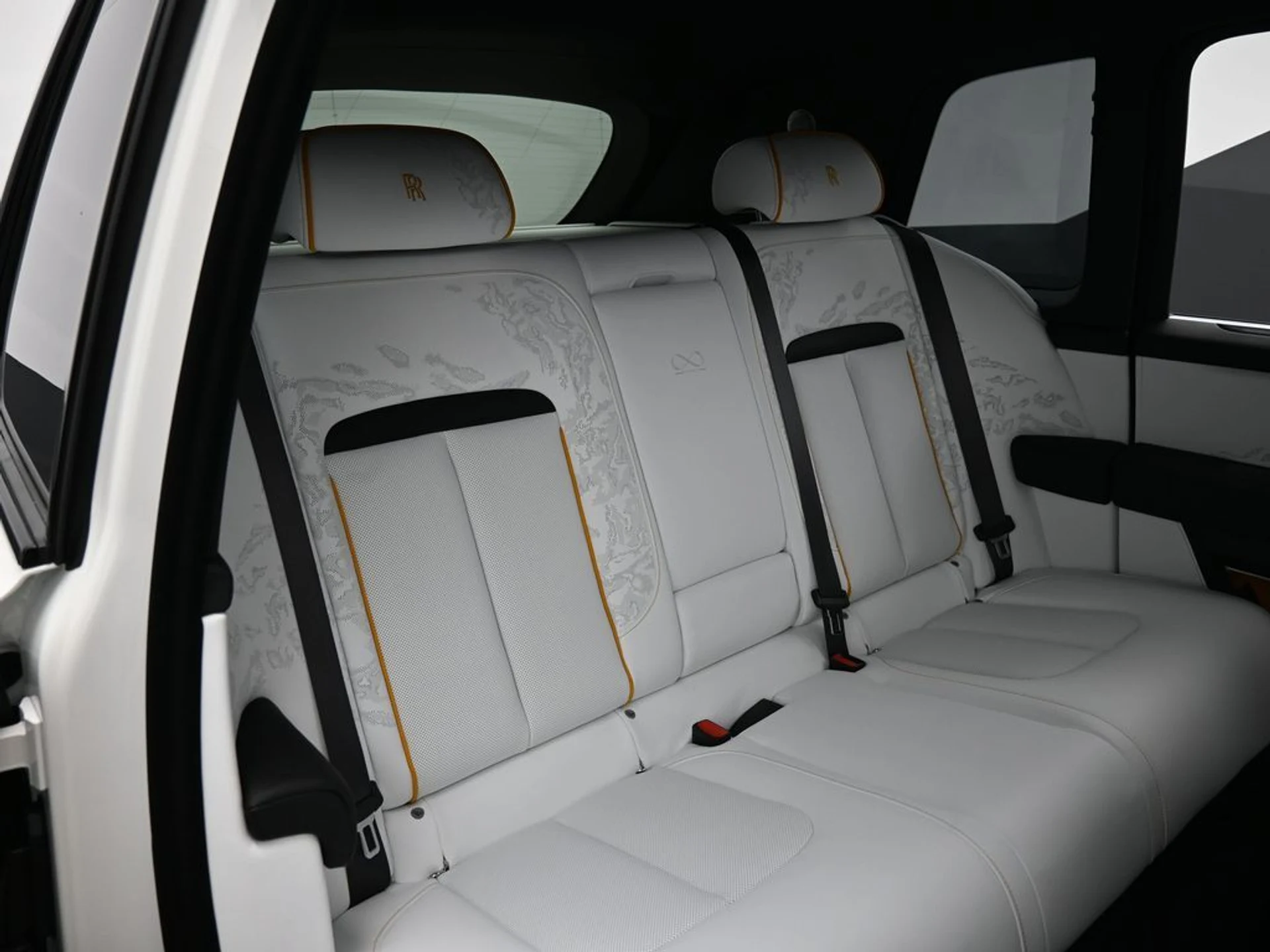 mph028_109765968_b999dd3b_9d37_484c_95b2_e79f6b0338aa_3a97f92364