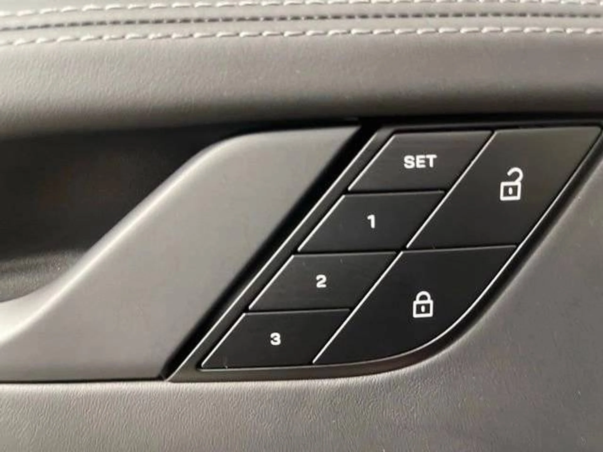 mph028_1101489694_fad176a1df2be114aeb48e89f49d771bx_254265a987