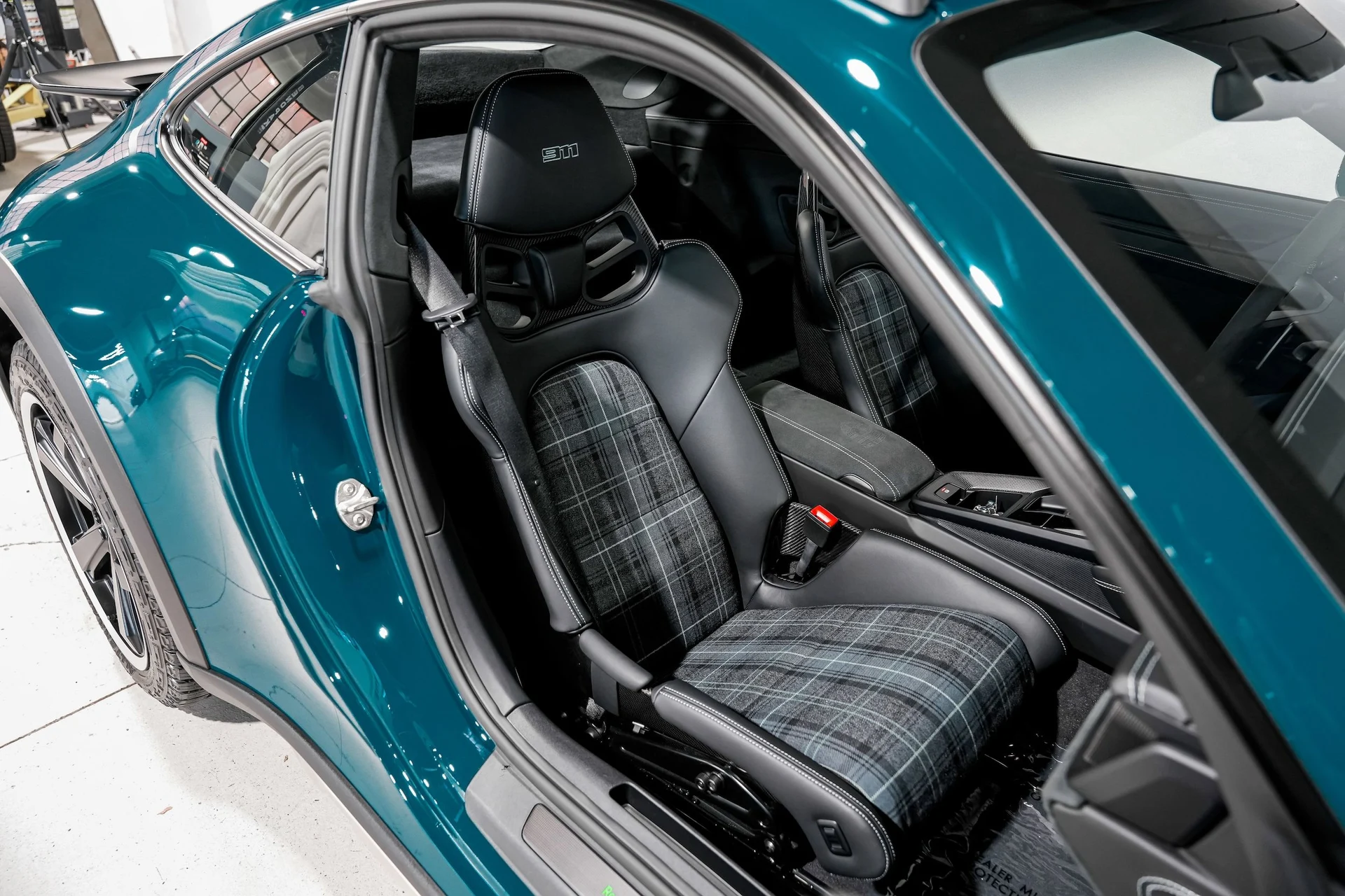 mph028_1103871326_b563ea7b9cd0faa7126af25789ef396dx_9840b6ff9f