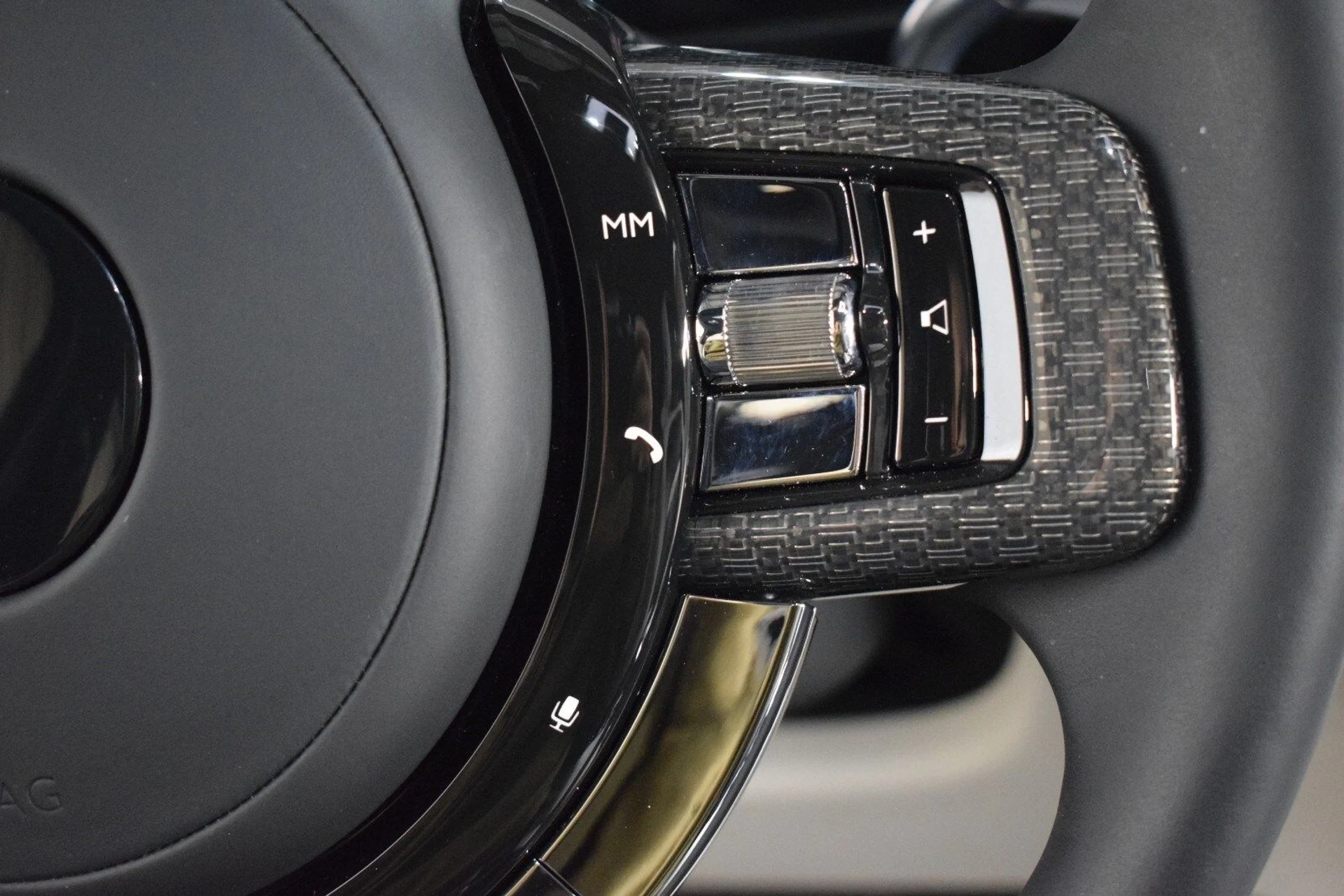 mph028_1105380732_aee09b95bc3c94bde75219e0a273f0ccx_5a2486643c