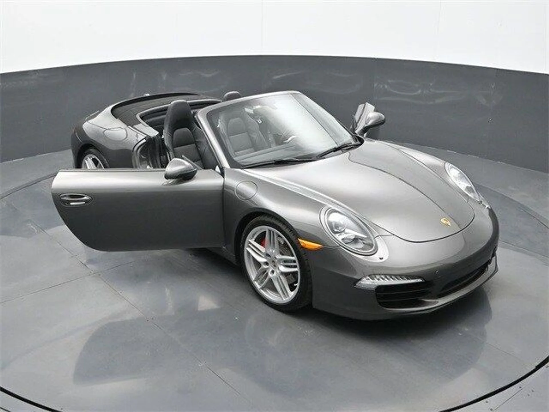 mph028_110664170_20f8cf6bdaeec5f0ee1959474417e658x_60b03b4e82