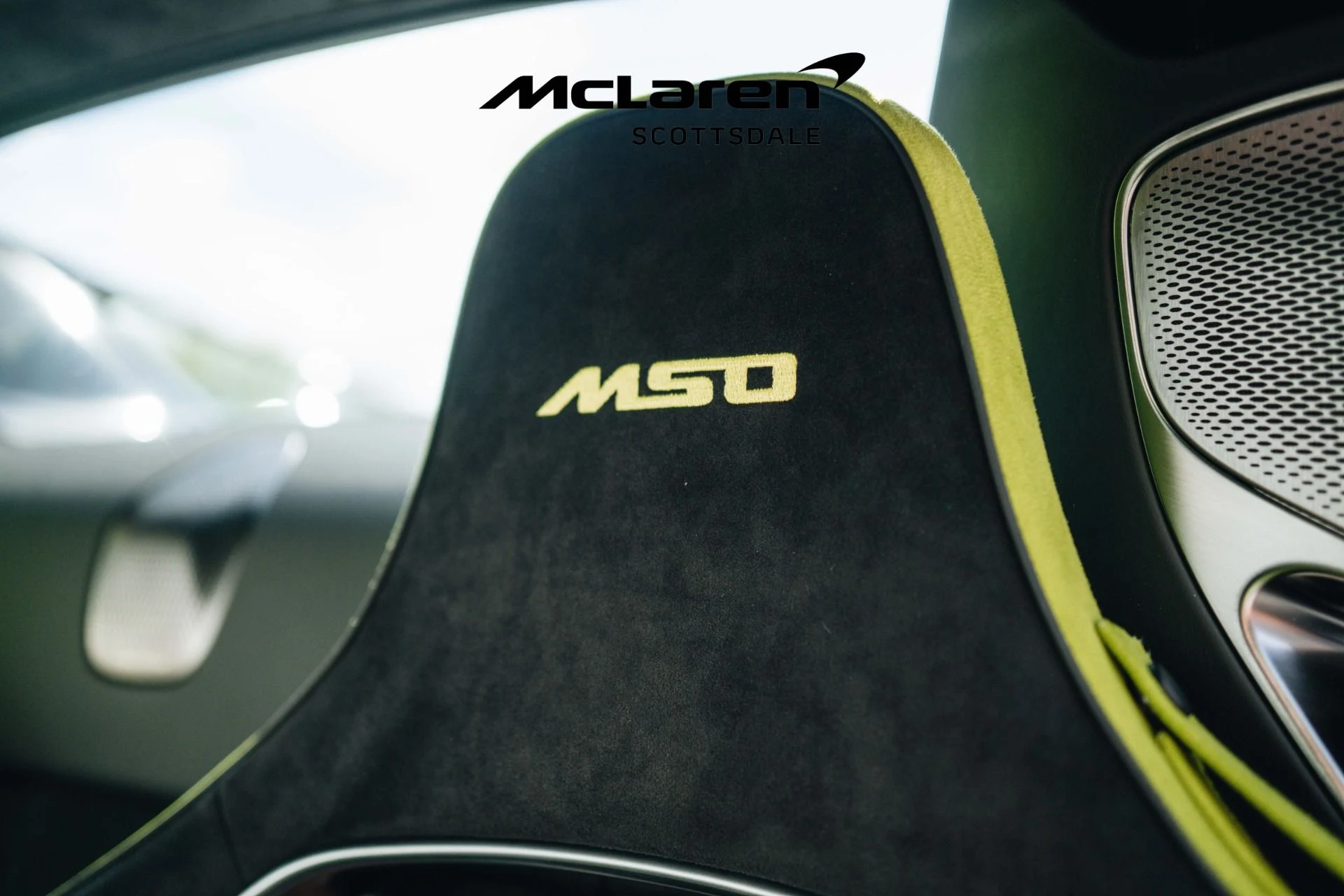 mph028_1108394607_Used_2025_MCLAREN_ARTURA_SPIDER_1732371768_bb4d453e15