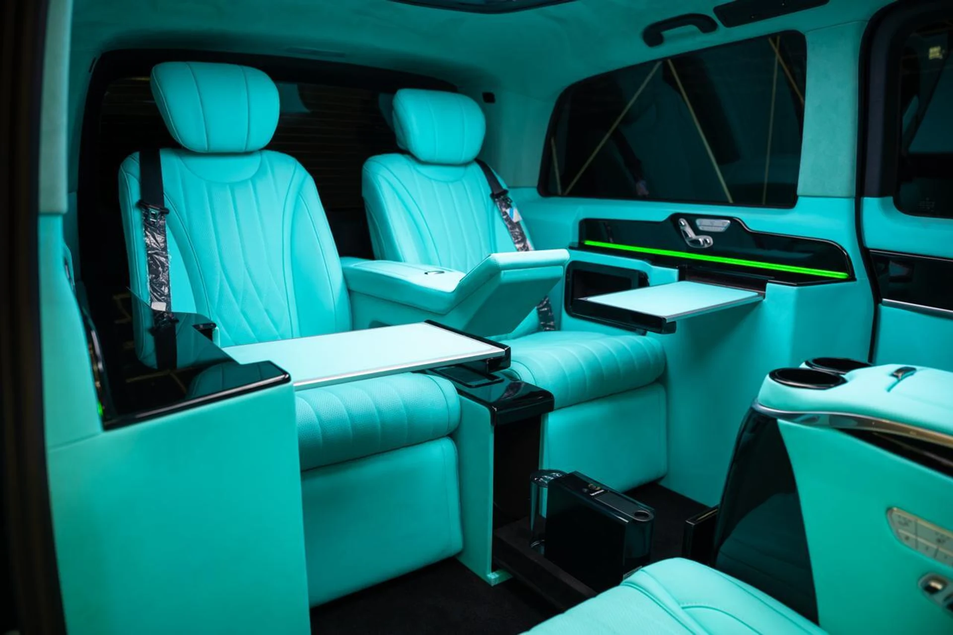 mph028_1113589249_74169a43ea30e340714f395894310838_c1a77f09d9