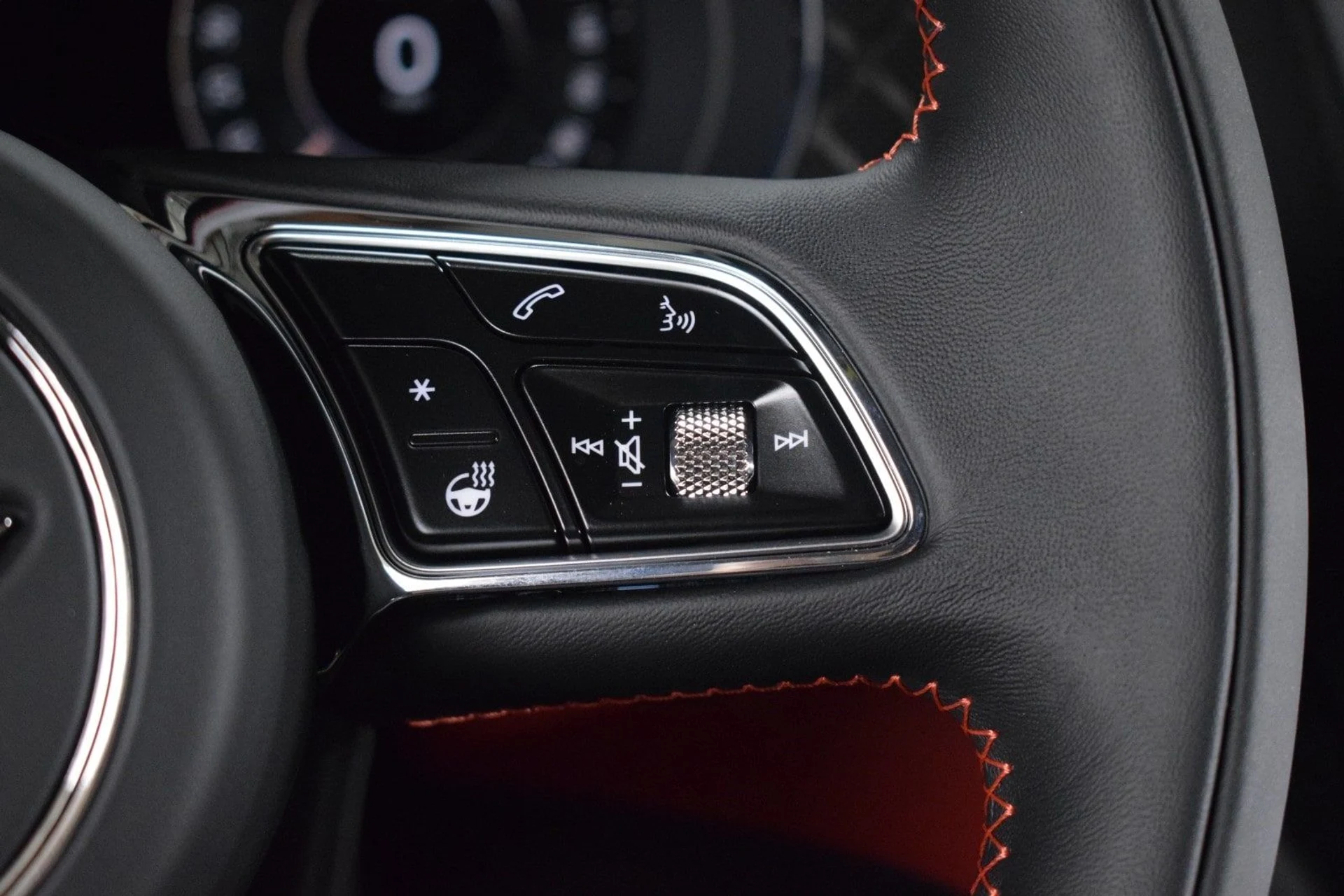 mph028_1114091957_b34e879e545c12d2bdddacf83f77bde6x_905c75f154