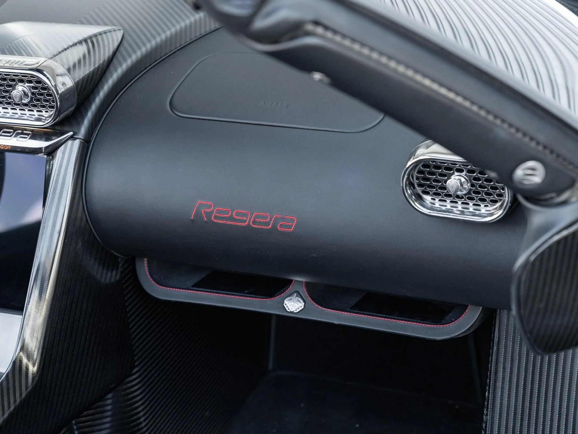 mph028_1116871646_Used_2019_Koenigsegg_Regera_1757707849_377cf8fc80