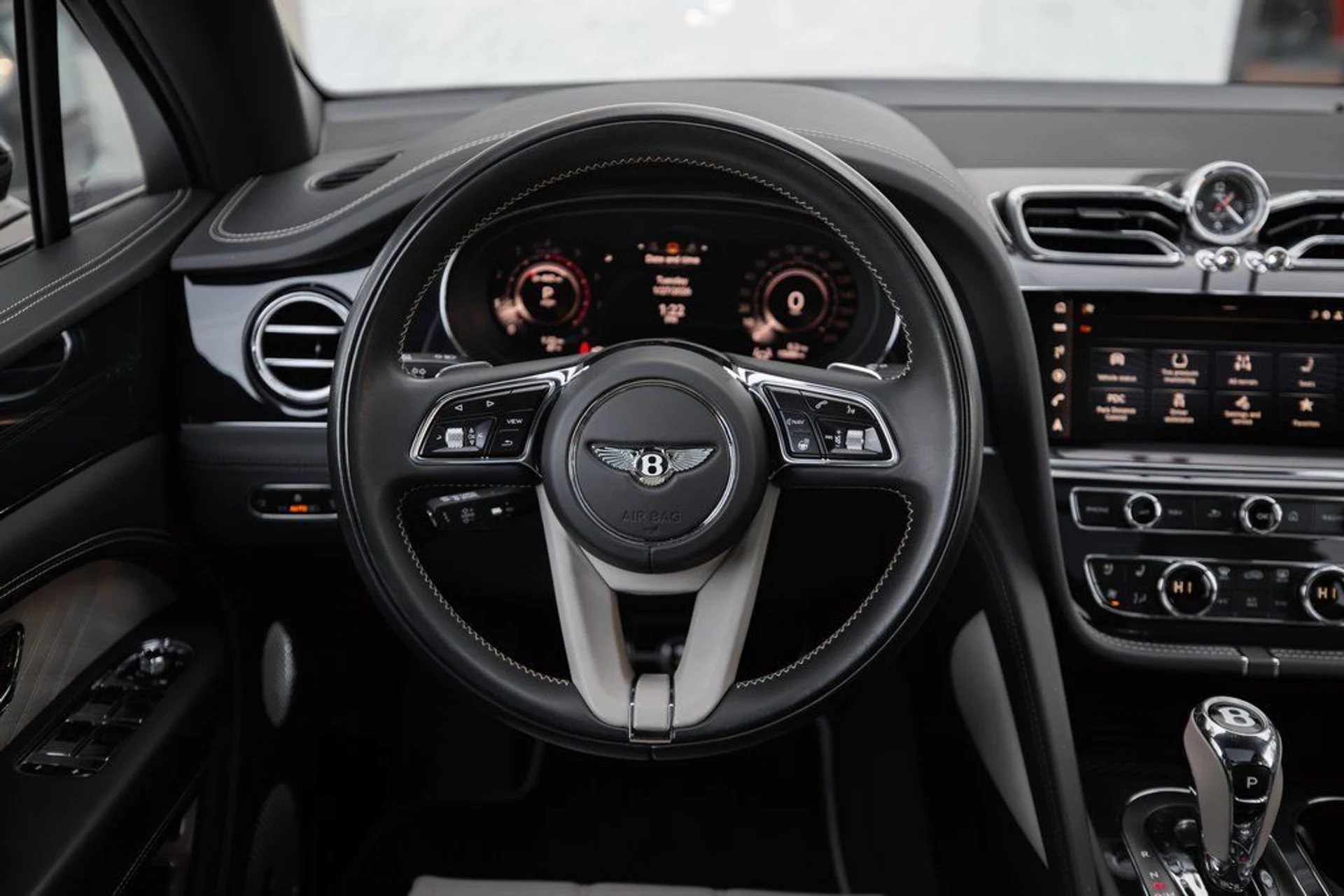 mph028_1121023601_8ee460ecb89ec713b3a5482ebea7fbf7x_ec9de3834c